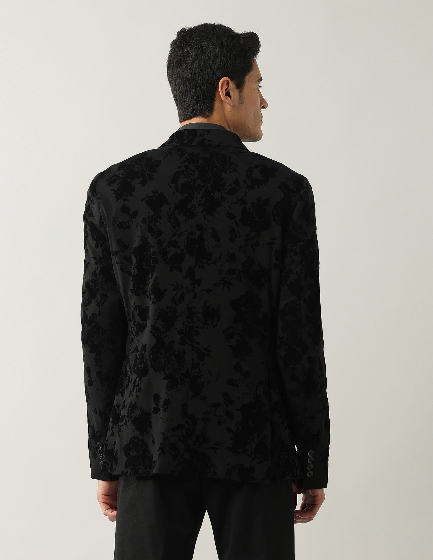 Arrow Zero Calorie Slim Fit Night Is Young Party Blazer