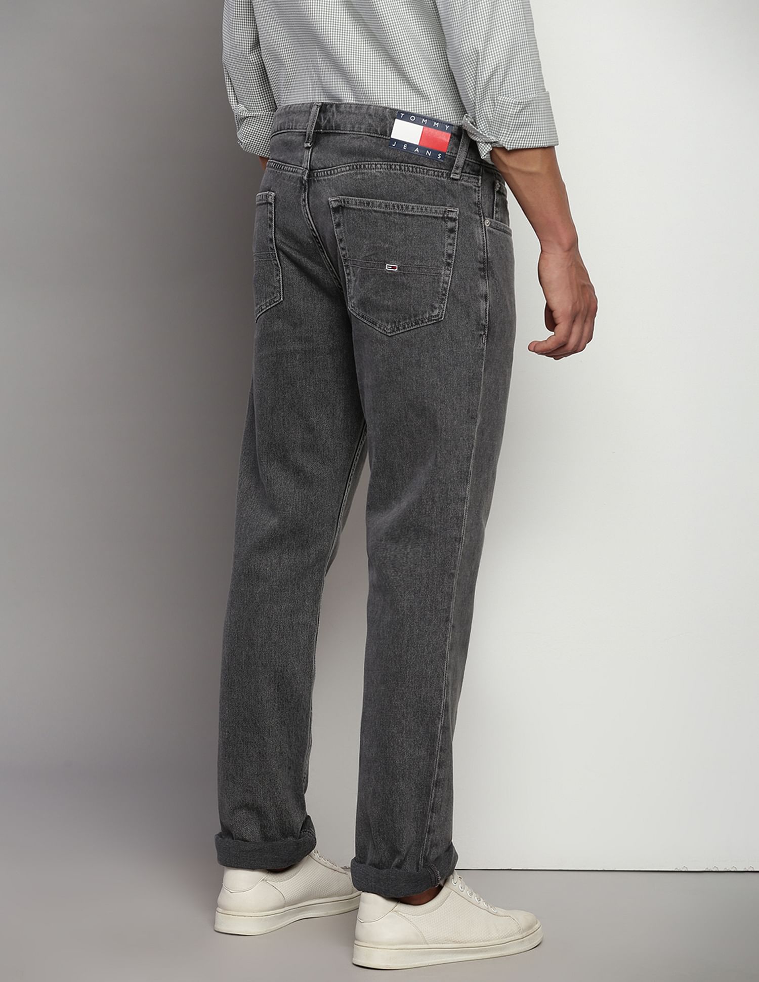 Tommy Hilfiger Mid Rise Rayan Straight Fit Jeans
