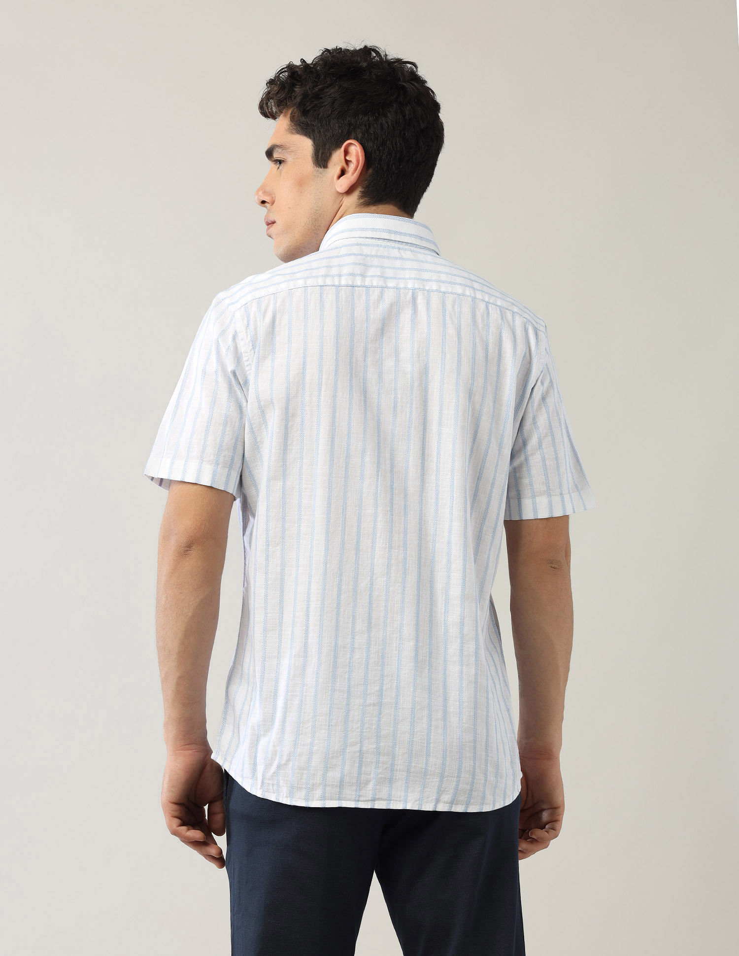 Arrow Sport Vertical Striped Dobby Shirt
