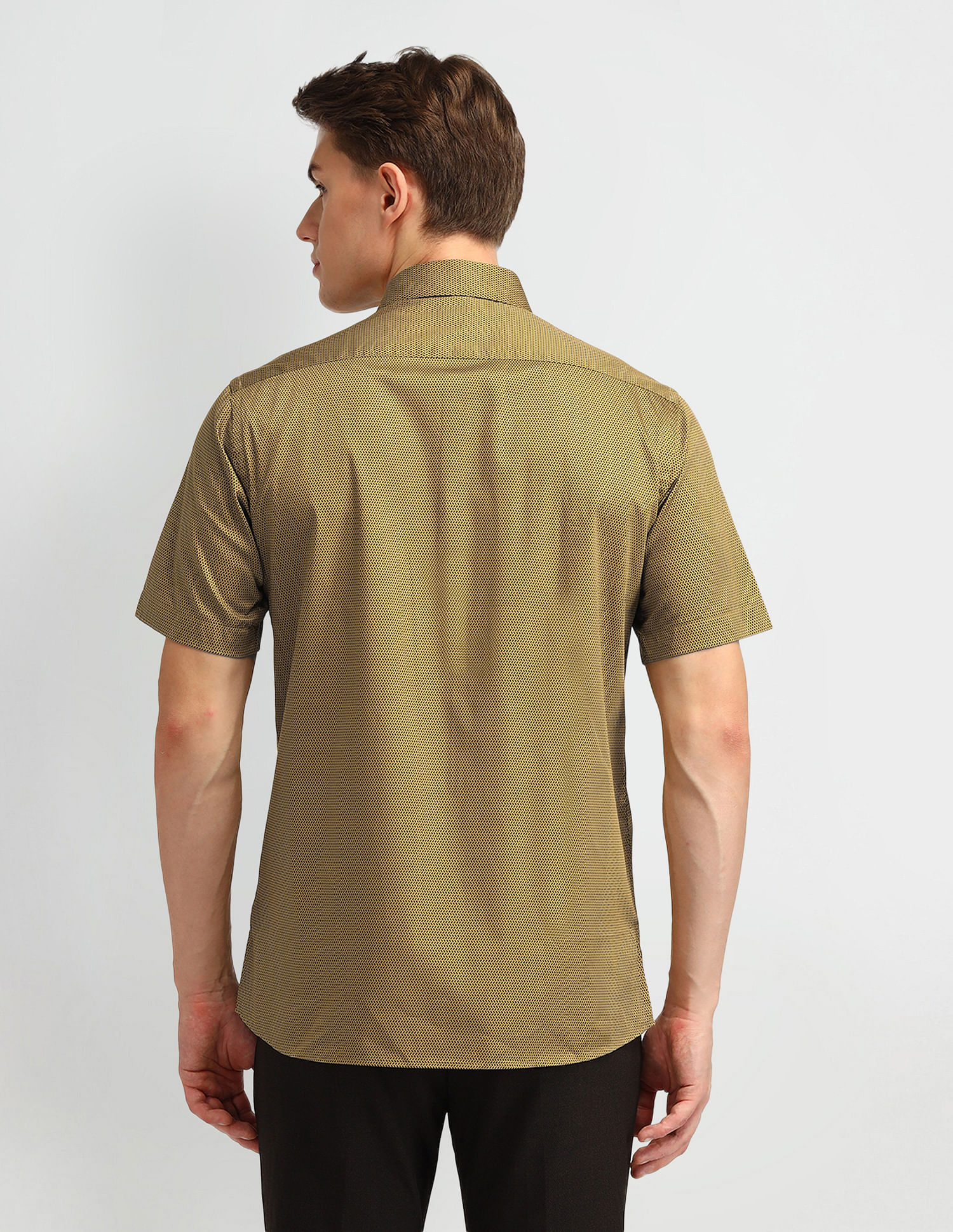 Arrow Manhattan Slim Fit Printed Shirt