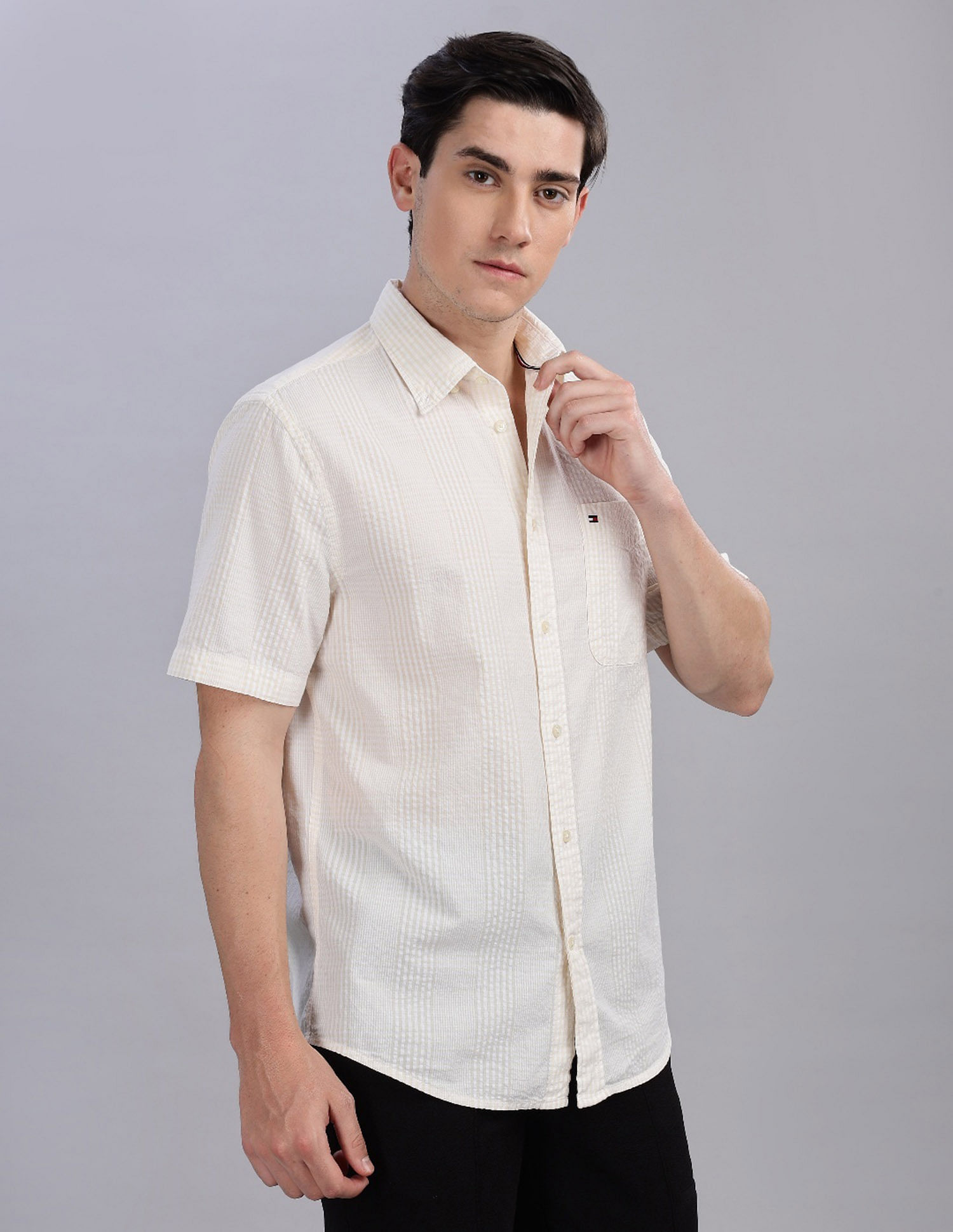 Tommy Hilfiger Striped Regular Fit Plain Woven Shirt