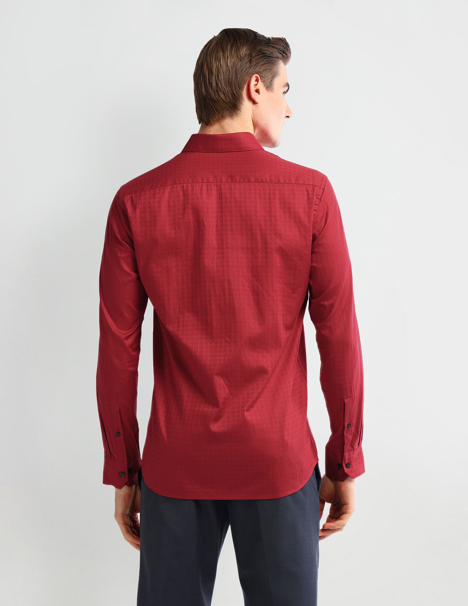 Arrow Cutaway Collar Cotton Shirt