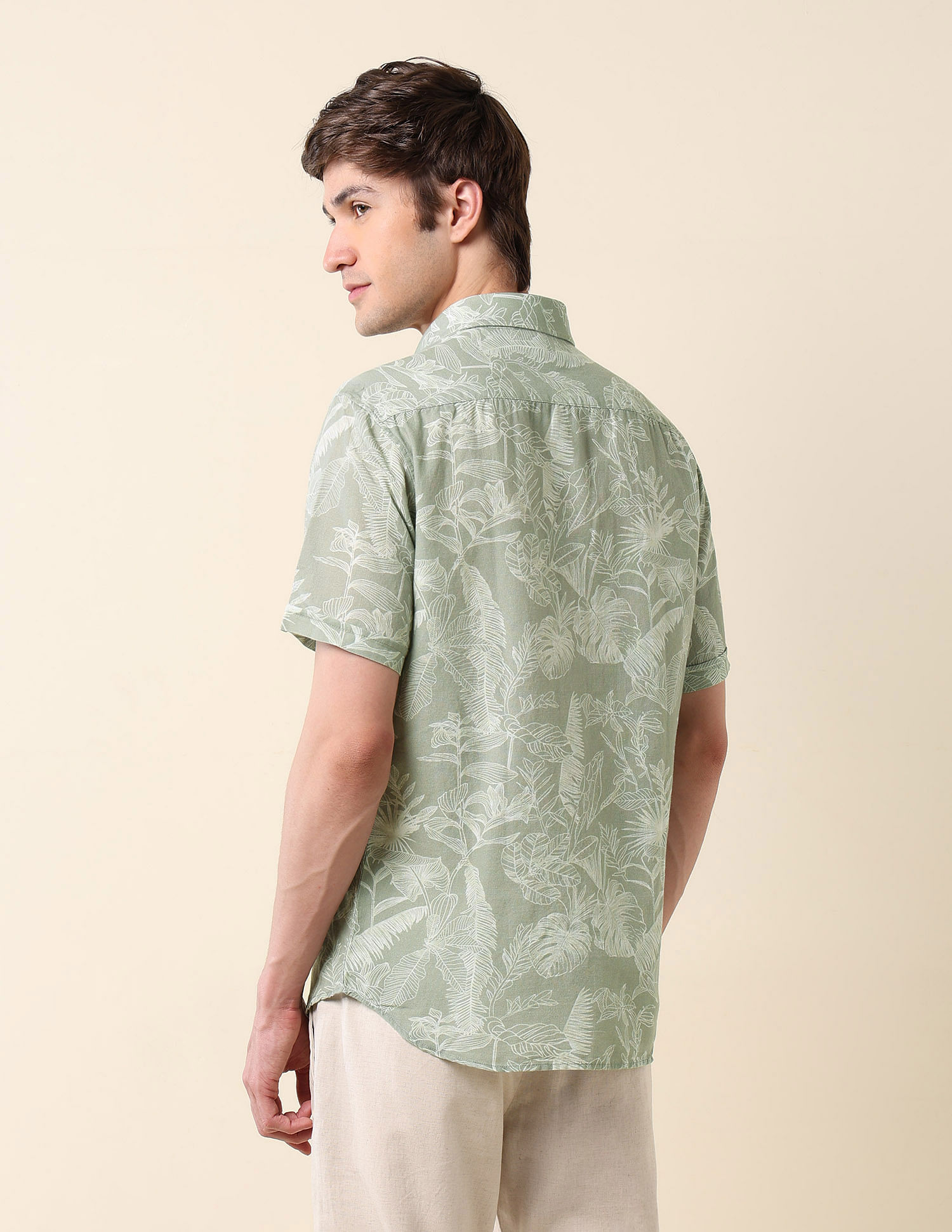 U.S. Polo Assn. Tropical Printed Tailored Fit Shirt