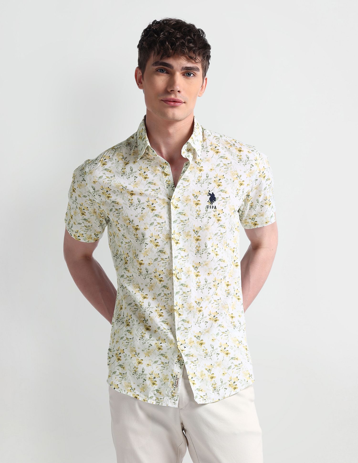 U.S. Polo Assn. Short Sleeve Slim Fit Floral Shirt