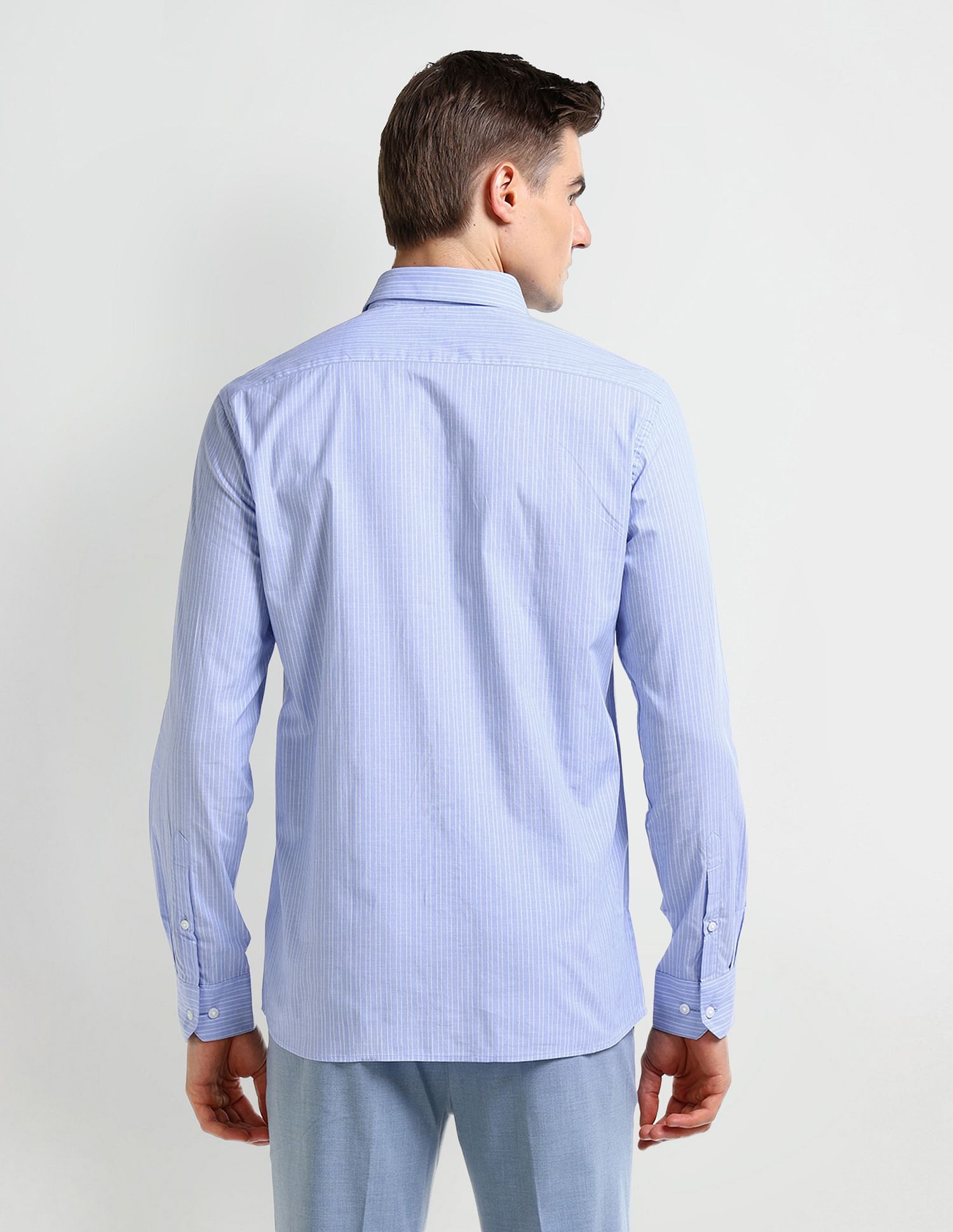Arrow Manhattan Slim Fit Cotton Shirt