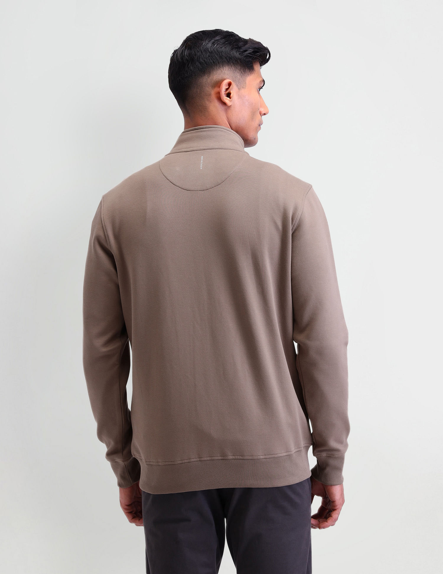 Arrow Newyork Solid Regular Fit Sweatshirt