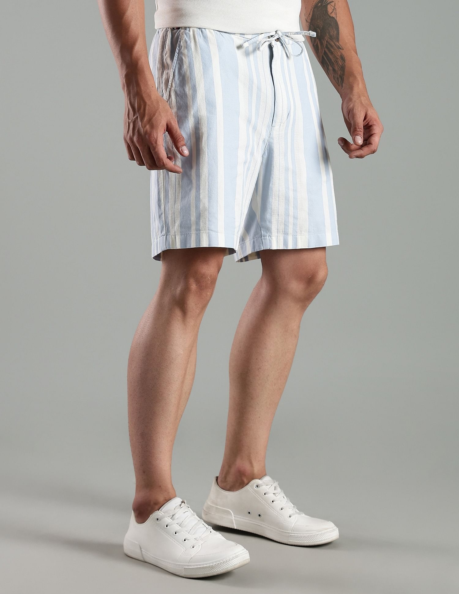 Tommy Hilfiger Regular Fit Striped Mid Rise Shorts