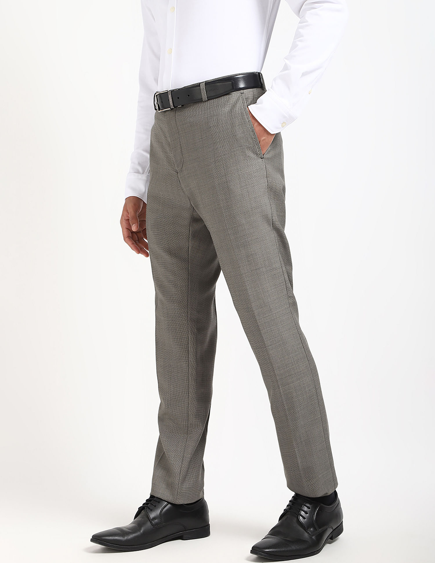 Tommy Hilfiger Regular-Fit Self-Design Mid-Rise Trouser