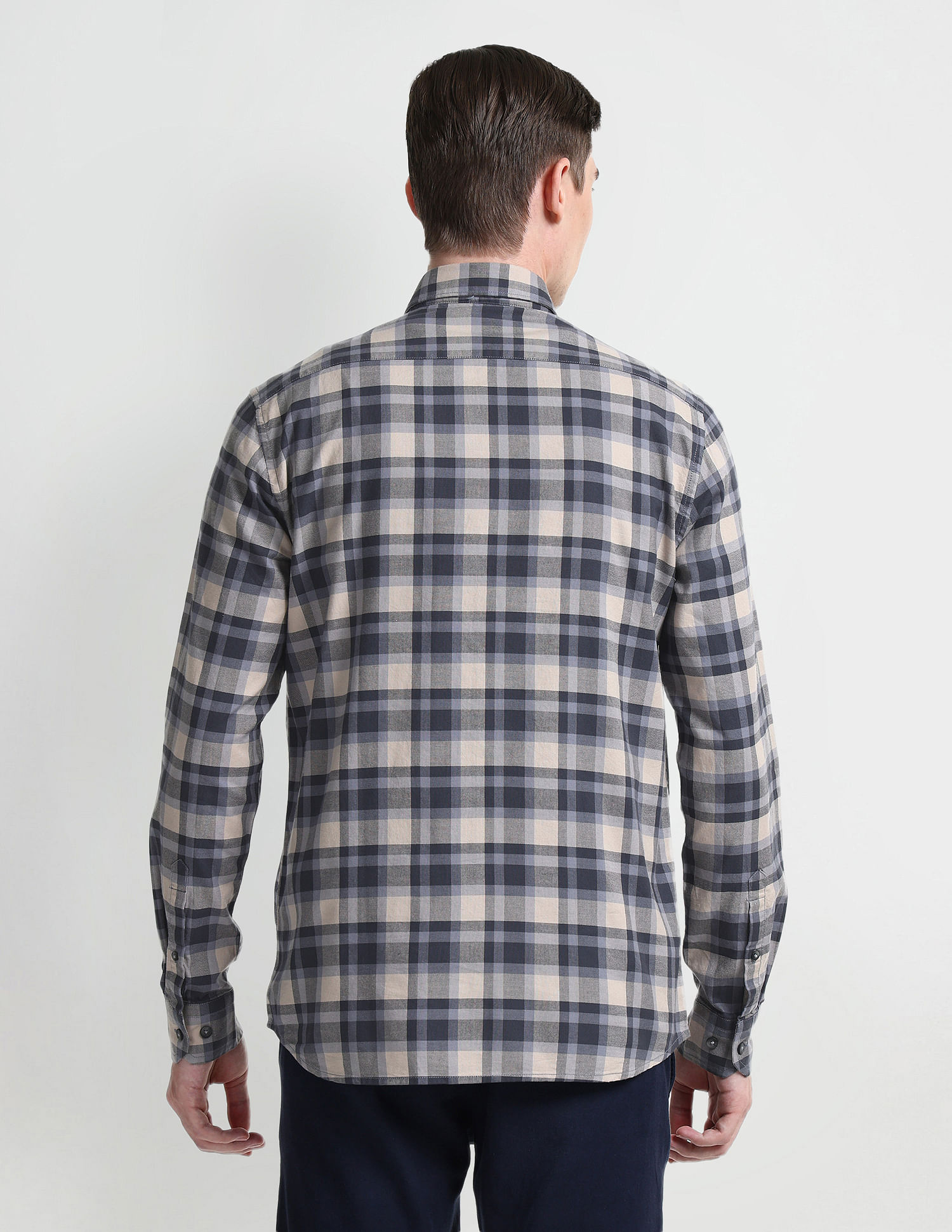 Arrow Sport Slim Fit Point Collar Shirt