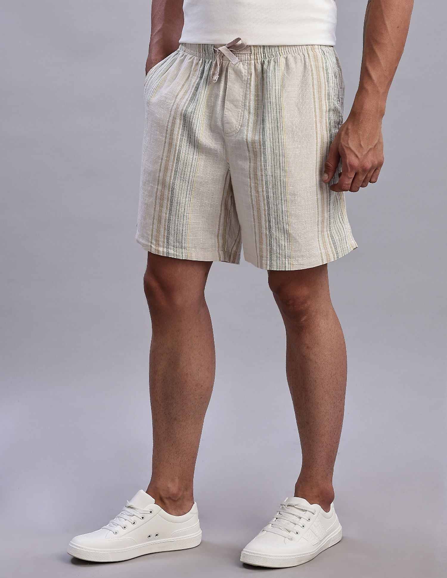 Tommy Hilfiger Loose Fit Striped Mid Rise Shorts