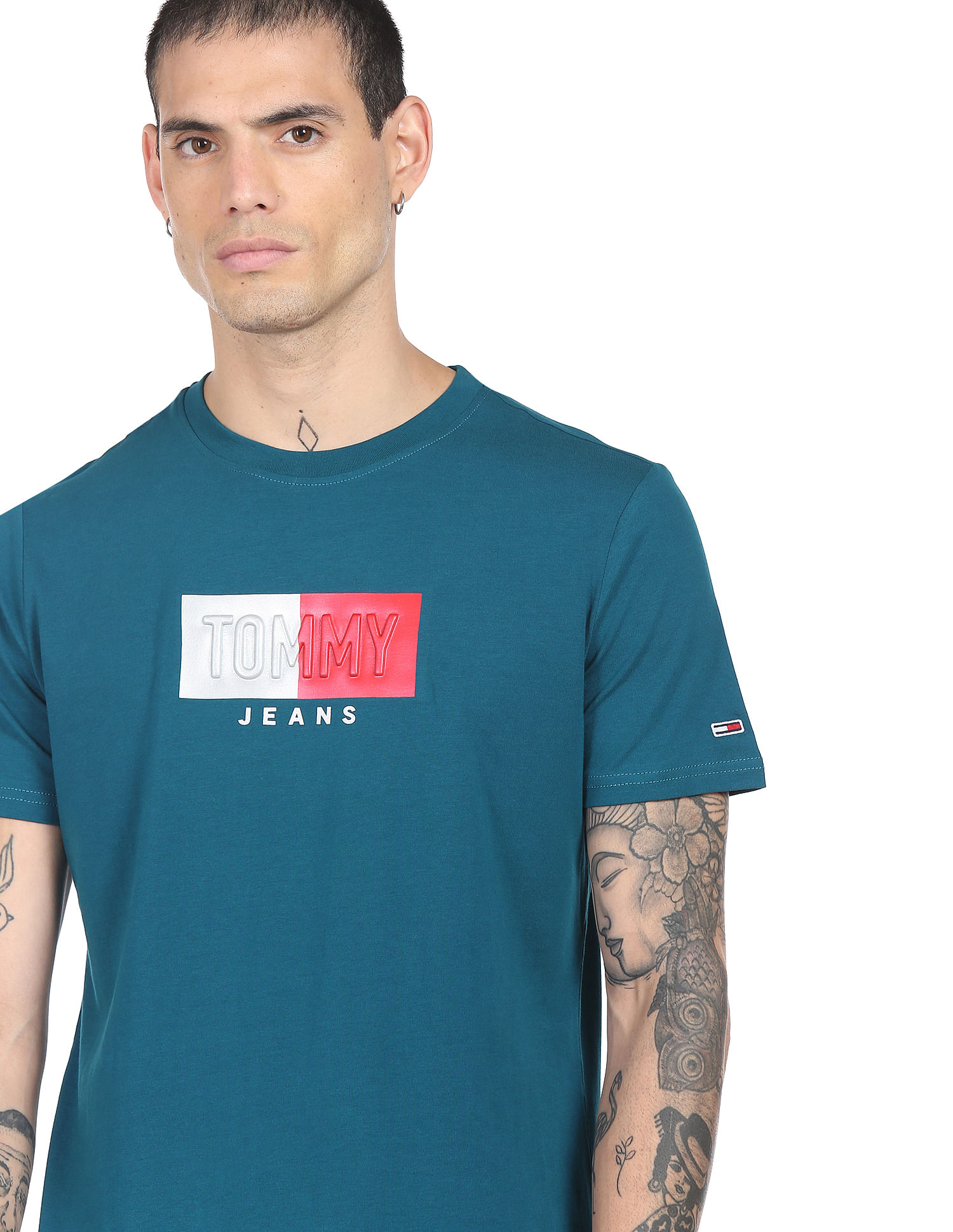 Buy Tommy Hilfiger Men Blue Embossed Foil Logo Slim Fit T-Shirt - NNNOW.com