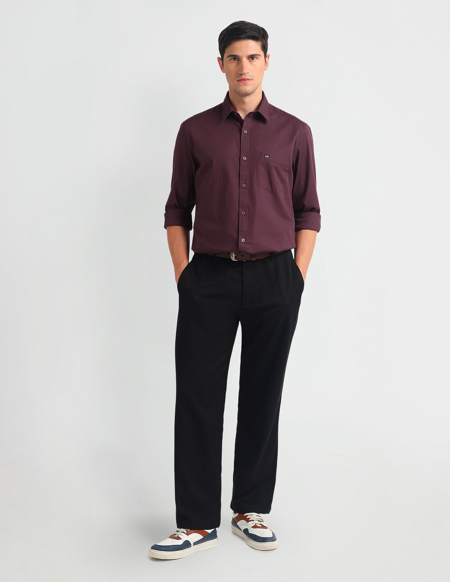 Arrow Sports Manhattan Slim Fit Solid Shirt