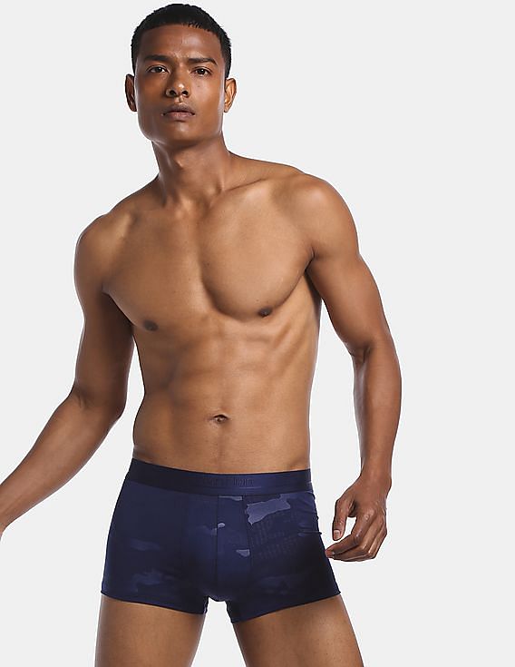 Buy Calvin Klein Underwear Men Navy Low Rise Camo Print Trunks NNNOW