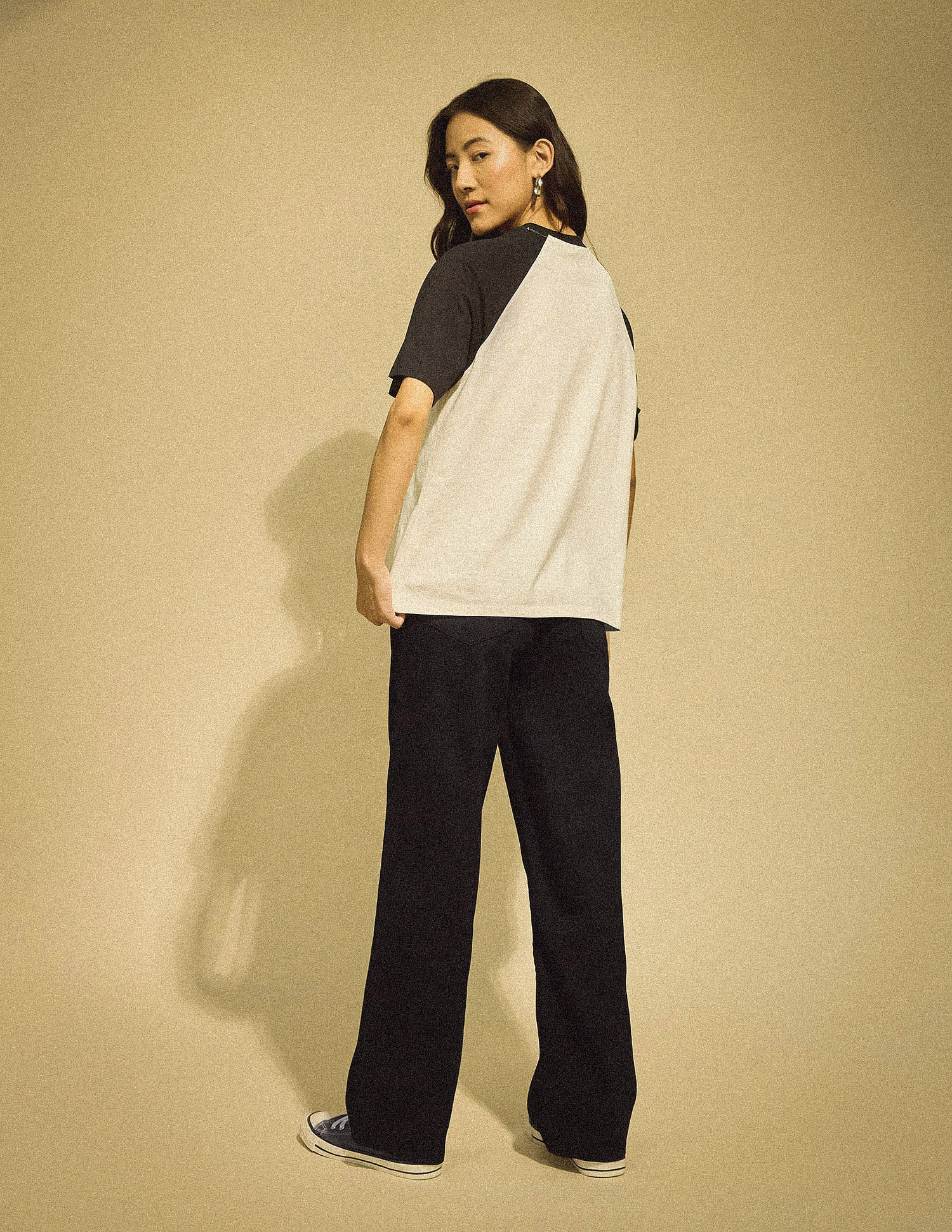 Flying Machine Women Straight Fit Pocket Detailed Jeans