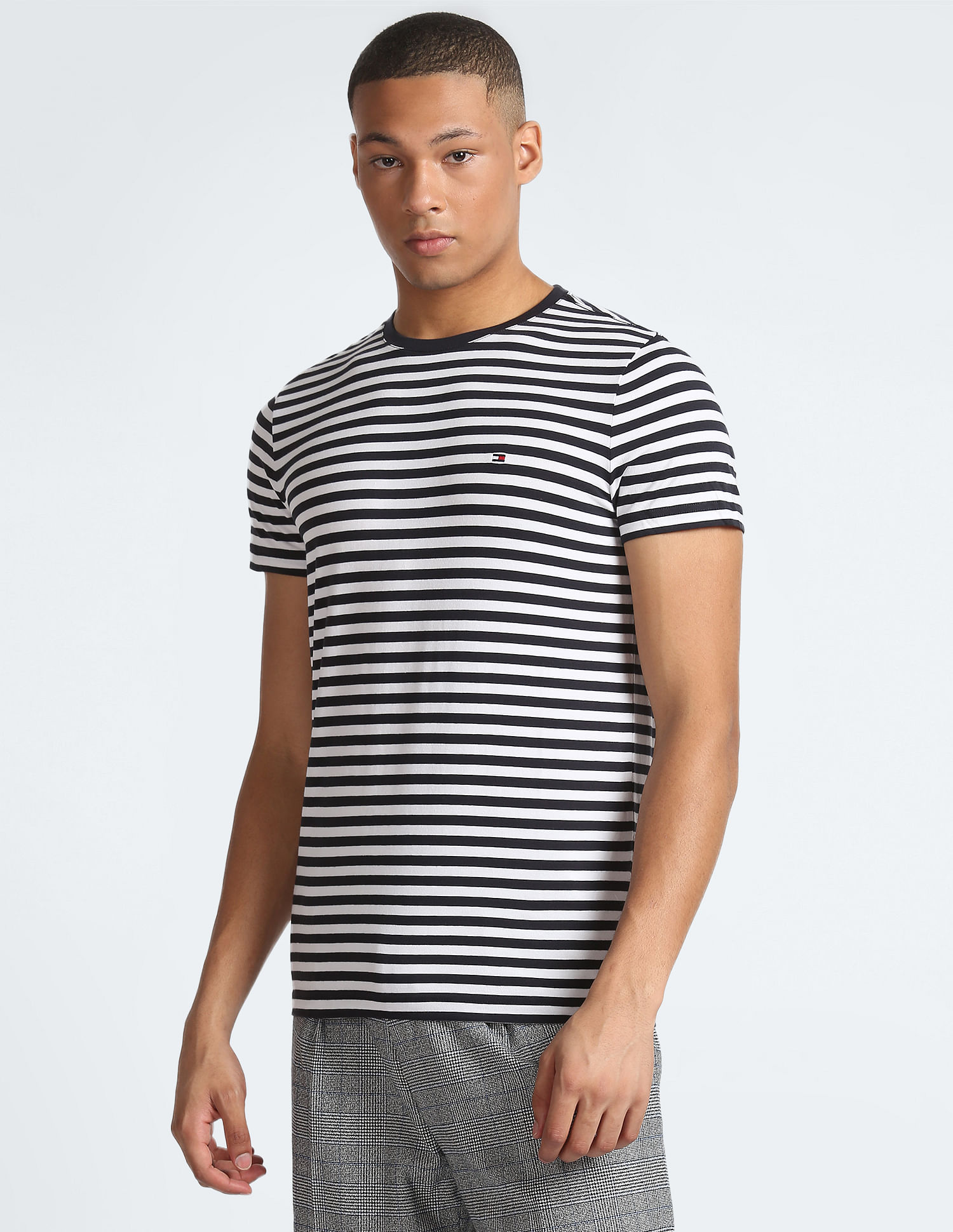 Tommy Hilfiger Solid Slim Fit T-Shirt
