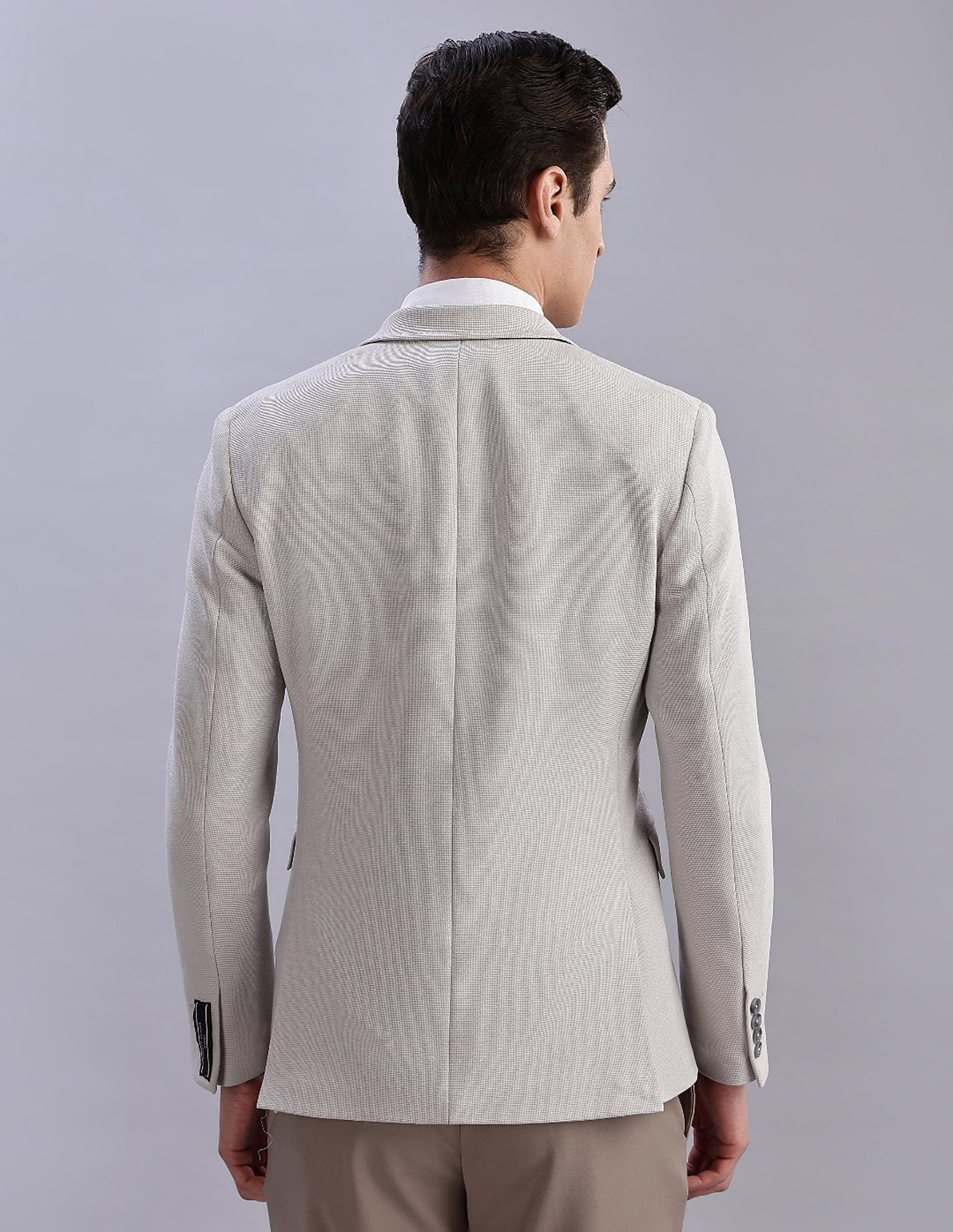Tommy Hilfiger Self-Design Regular-Fit Polyester Single Breasted Blazer