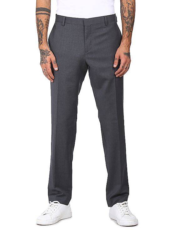 Tommy Hilfiger Men Grey Slim Fit Solid Casual Trousers