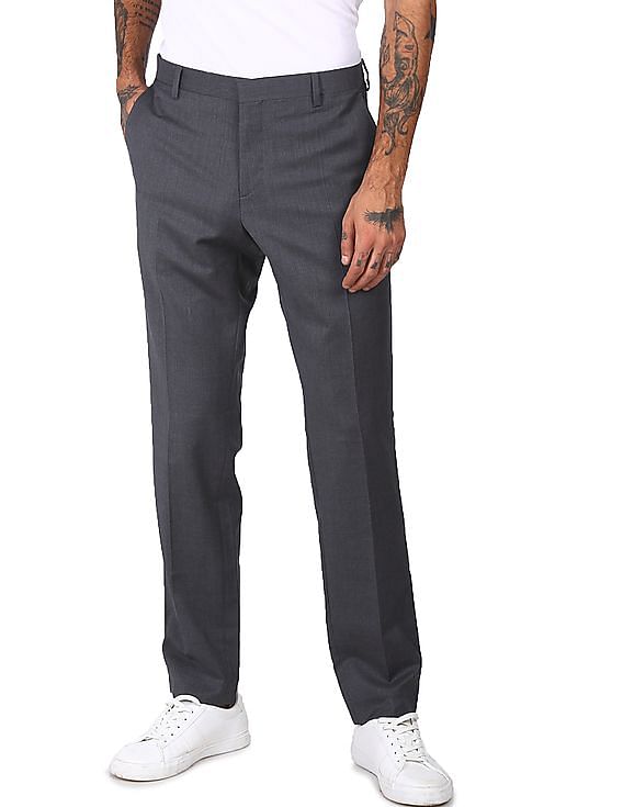 Tommy Hilfiger Men Grey Slim Fit Solid Casual Trousers