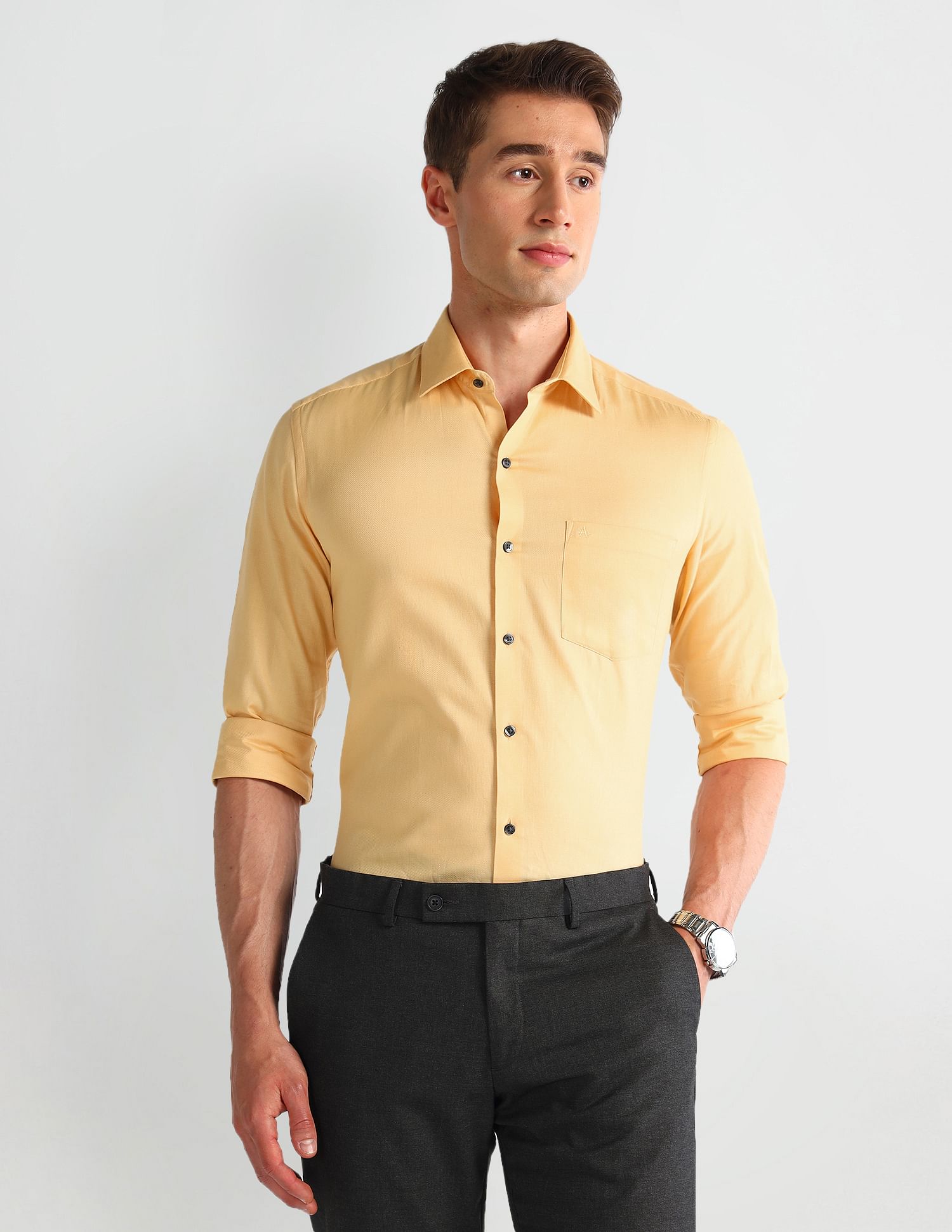 Arrow Cutaway Collar Slim Fit Shirt