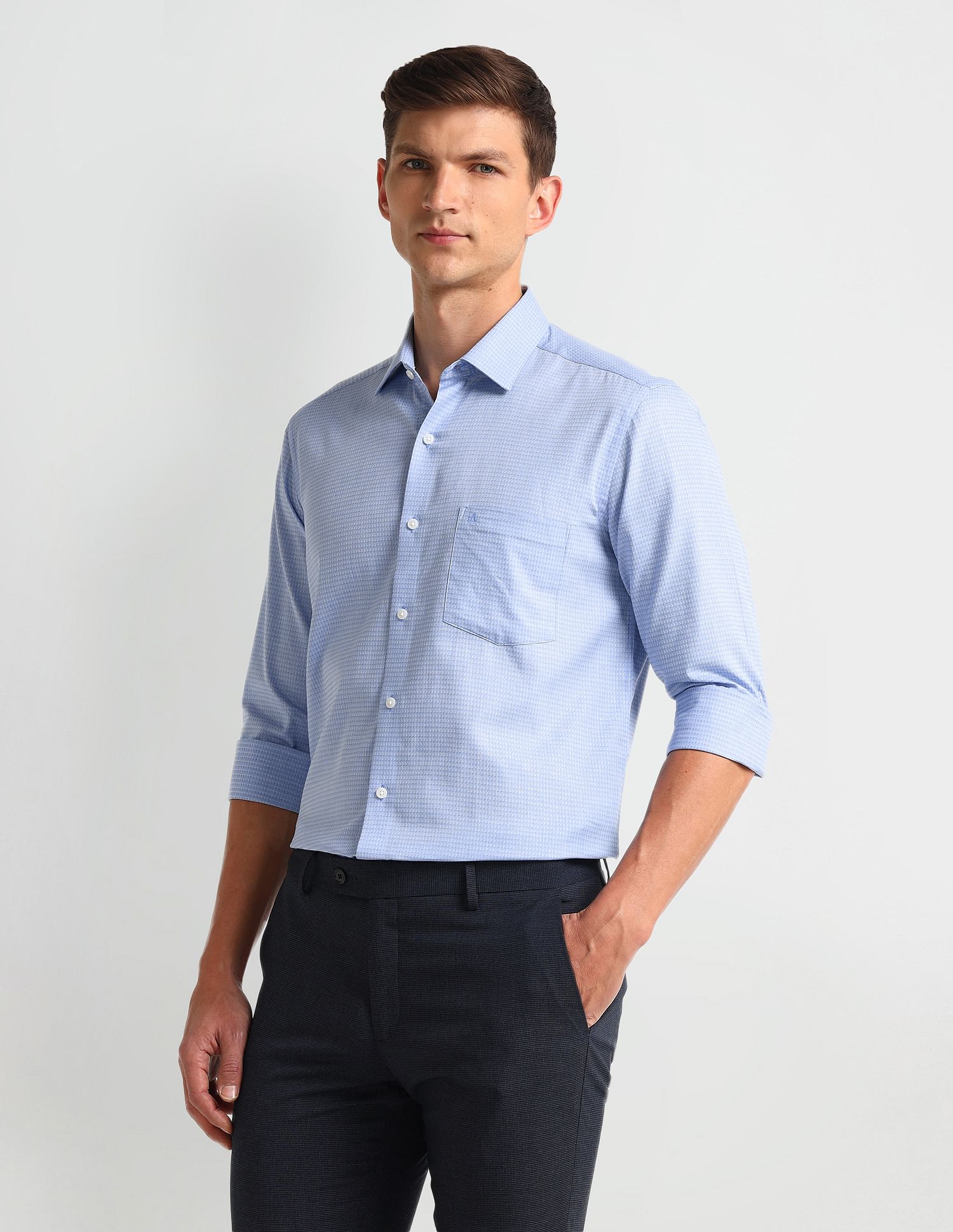 Arrow Slim Fit Solid Cotton Shirt