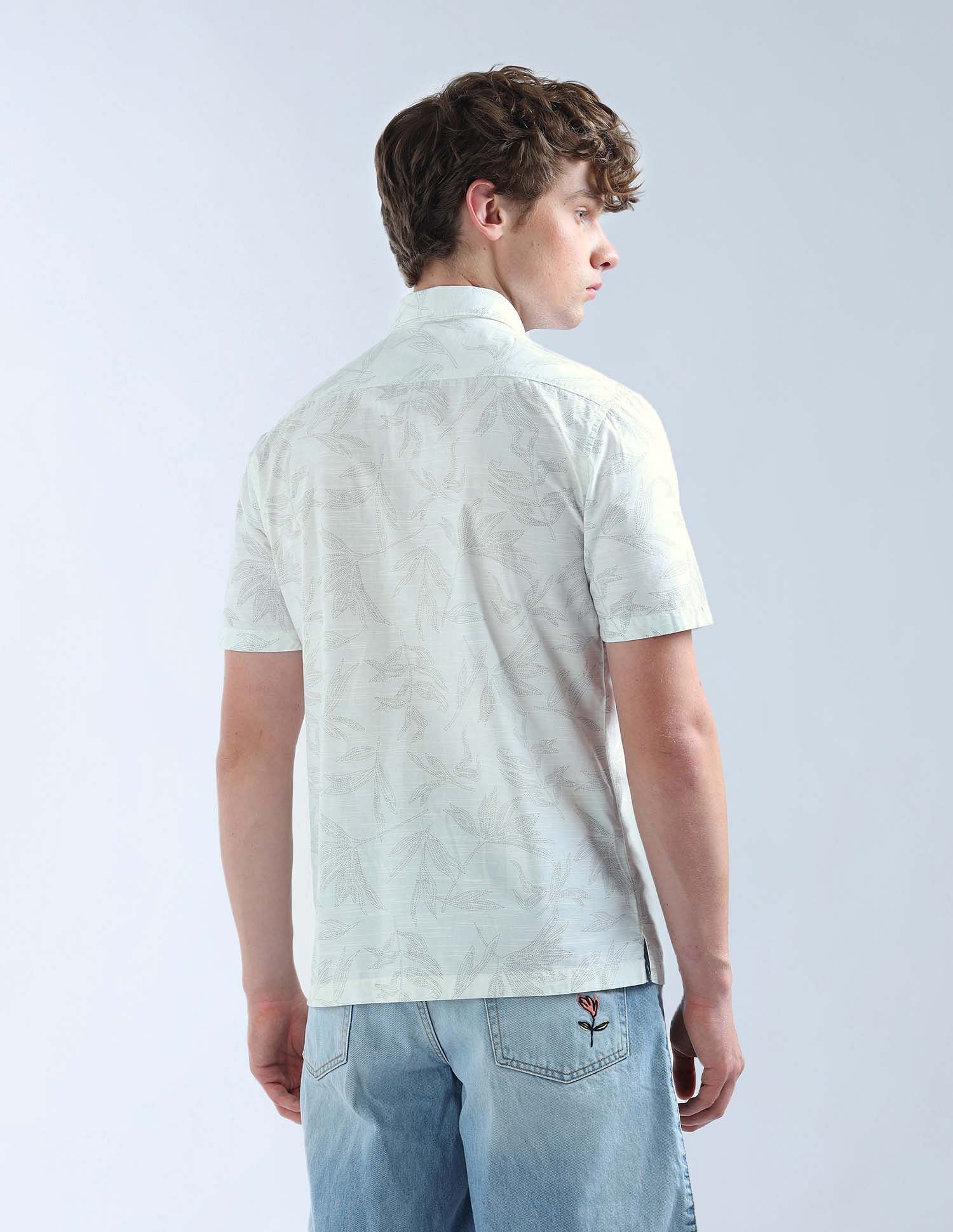 Flying Machine Regular Fit All-Over Printed Shirt