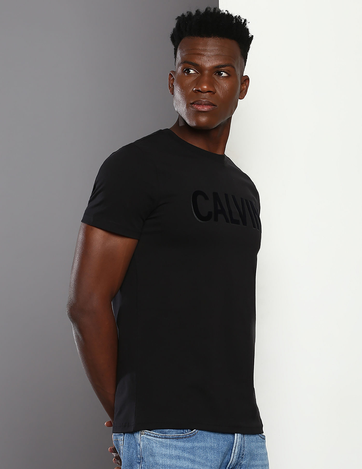 Buy Calvin Klein Jeans Crew Neck Slim Fit T-Shirt - NNNOW.com