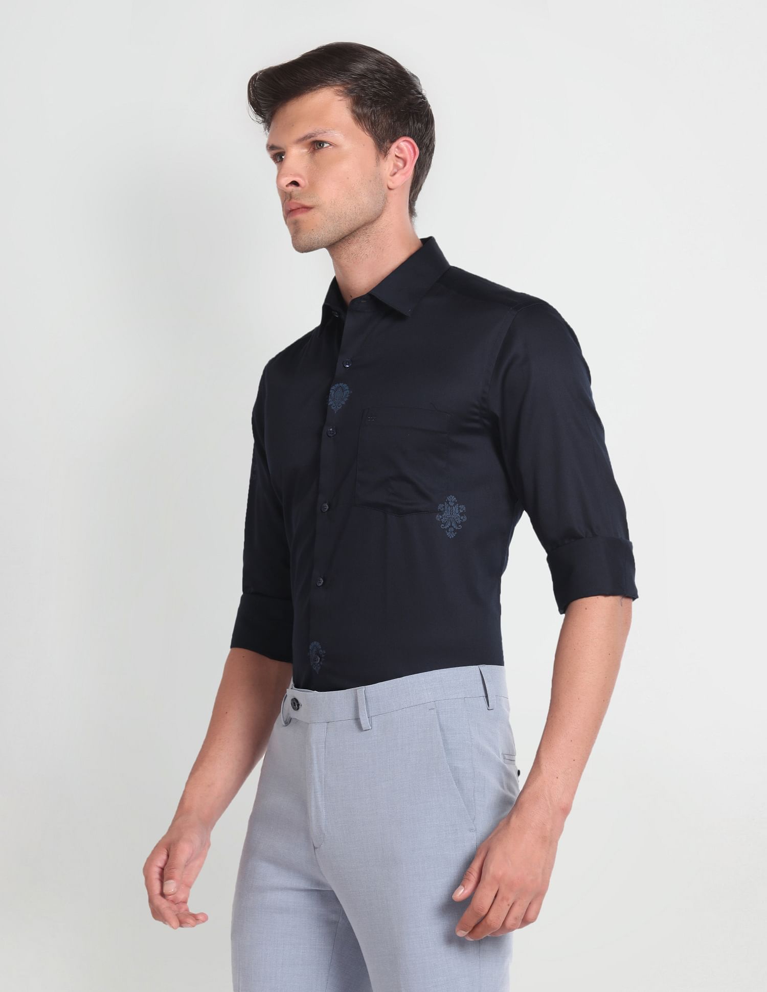 Arrow Motif Print Slim Fit Shirt