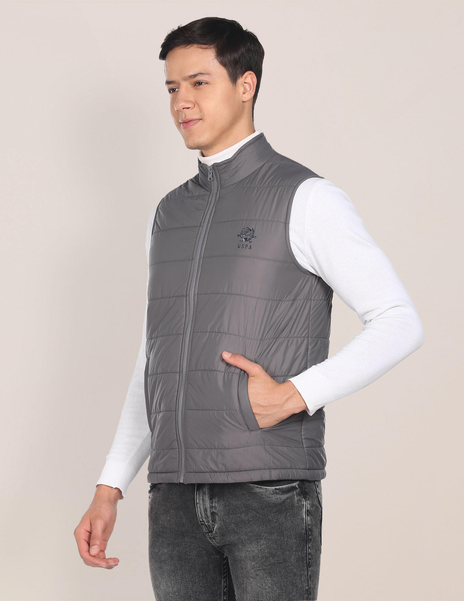 High Neck Body Warmer: Best High Neck Body Warmers in India for