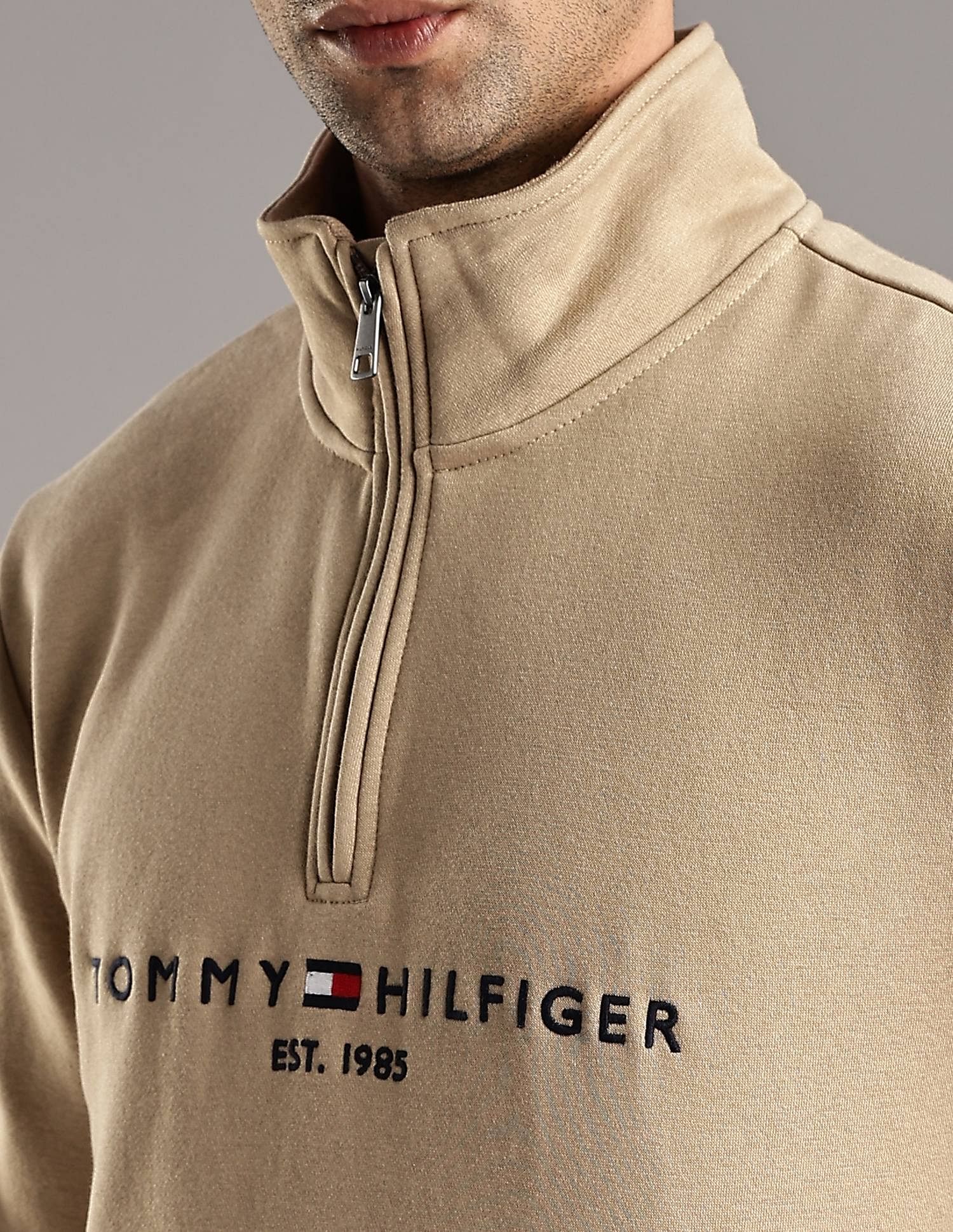 Tommy Hilfiger Embroidered Logo Regular-Fit Cotton Sweatshirt