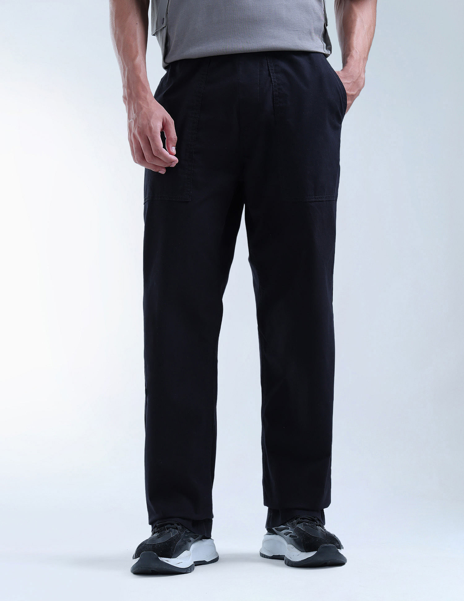Flying Machine Cobain Loose Fit Mid Rise Chinos