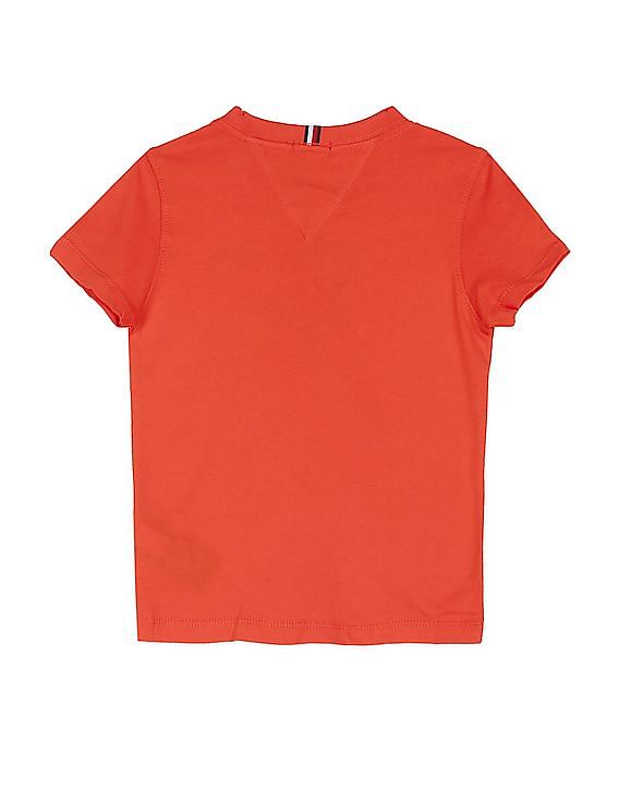 Buy Tommy Hilfiger Kids Boys Red Crew Neck Essential Logo T-Shirt -  NNNOW.com