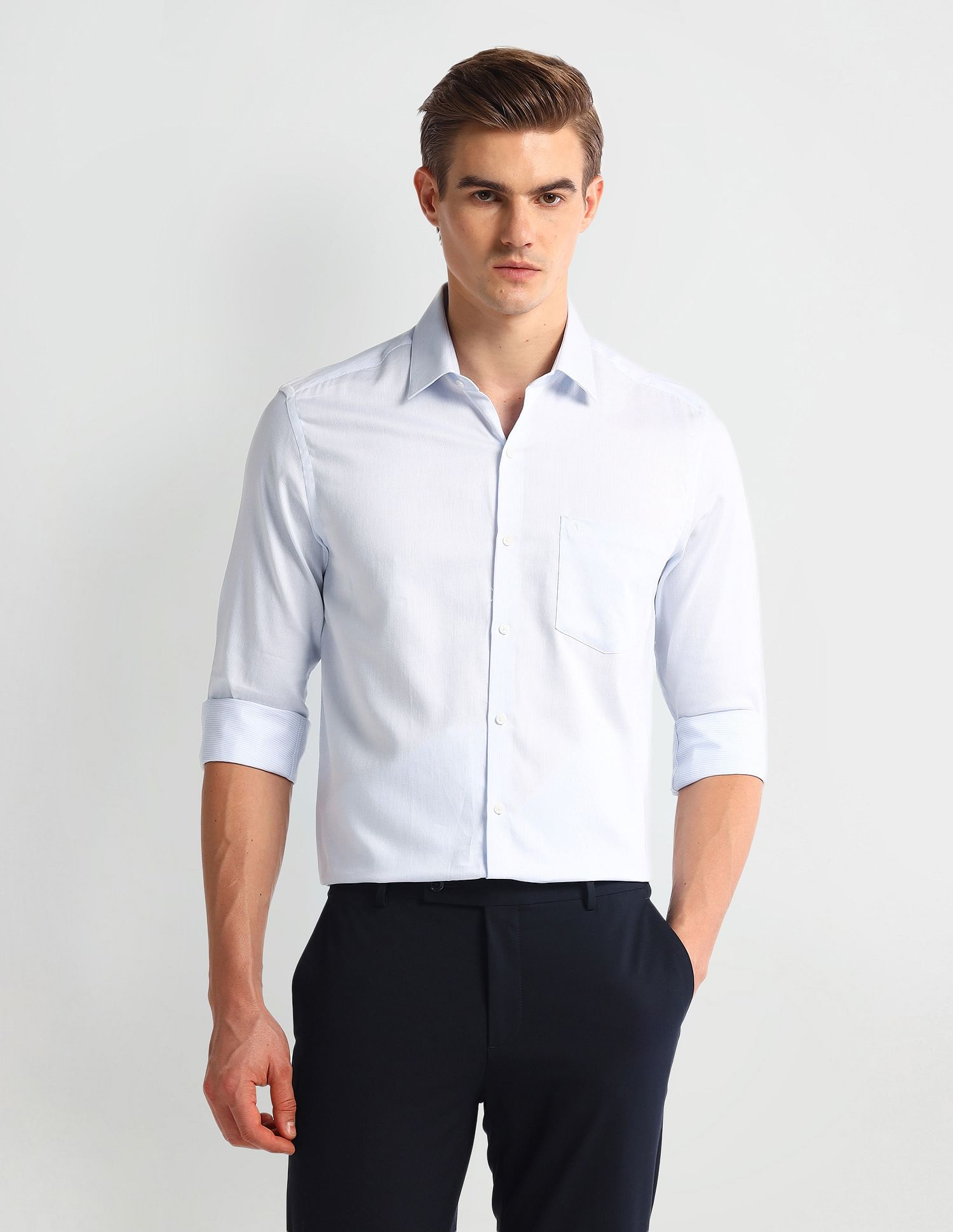 Arrow Cutaway Collar Slim Fit Shirt