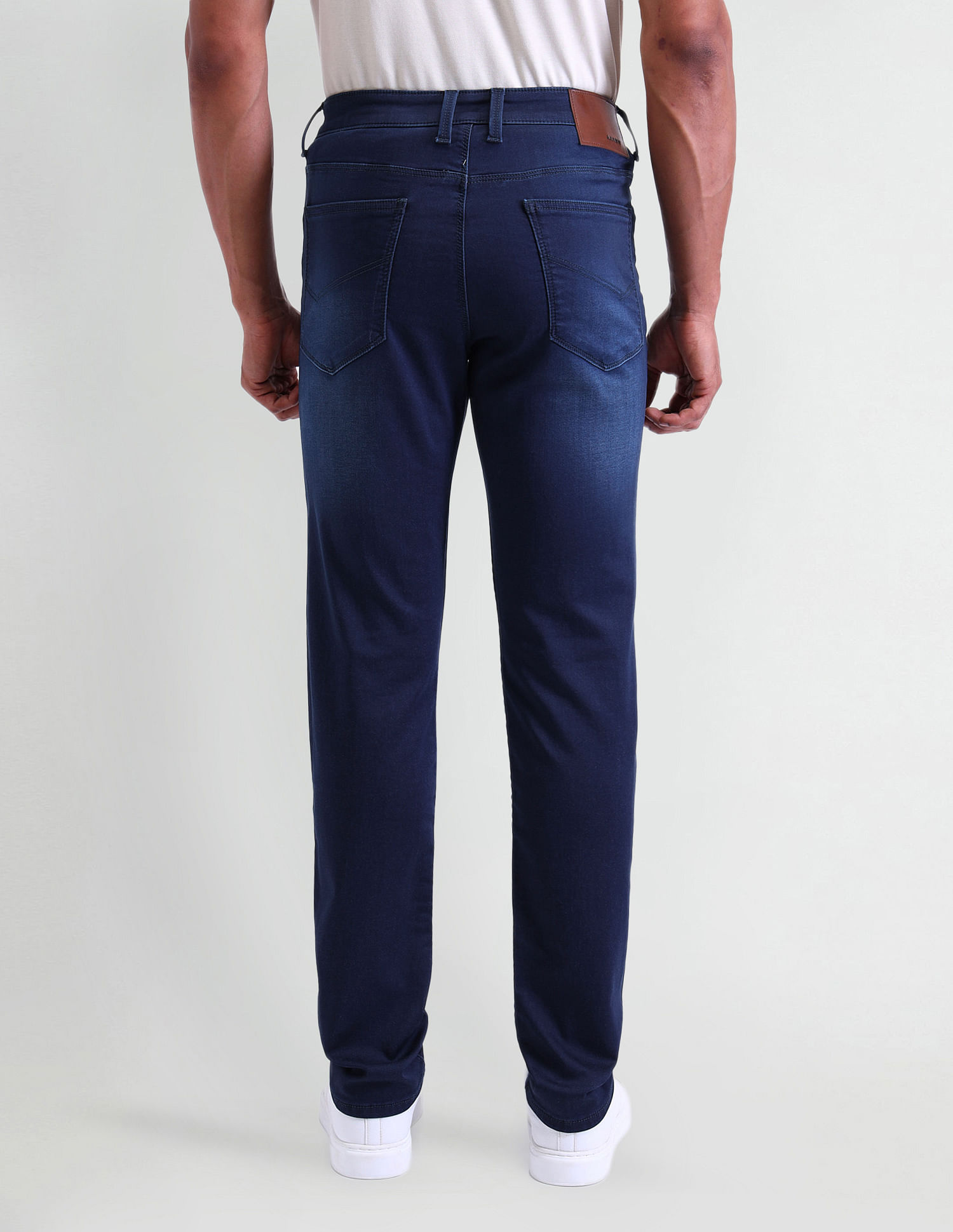 Arrow Sport Mid Rise Jameson Slim Fit Jeans