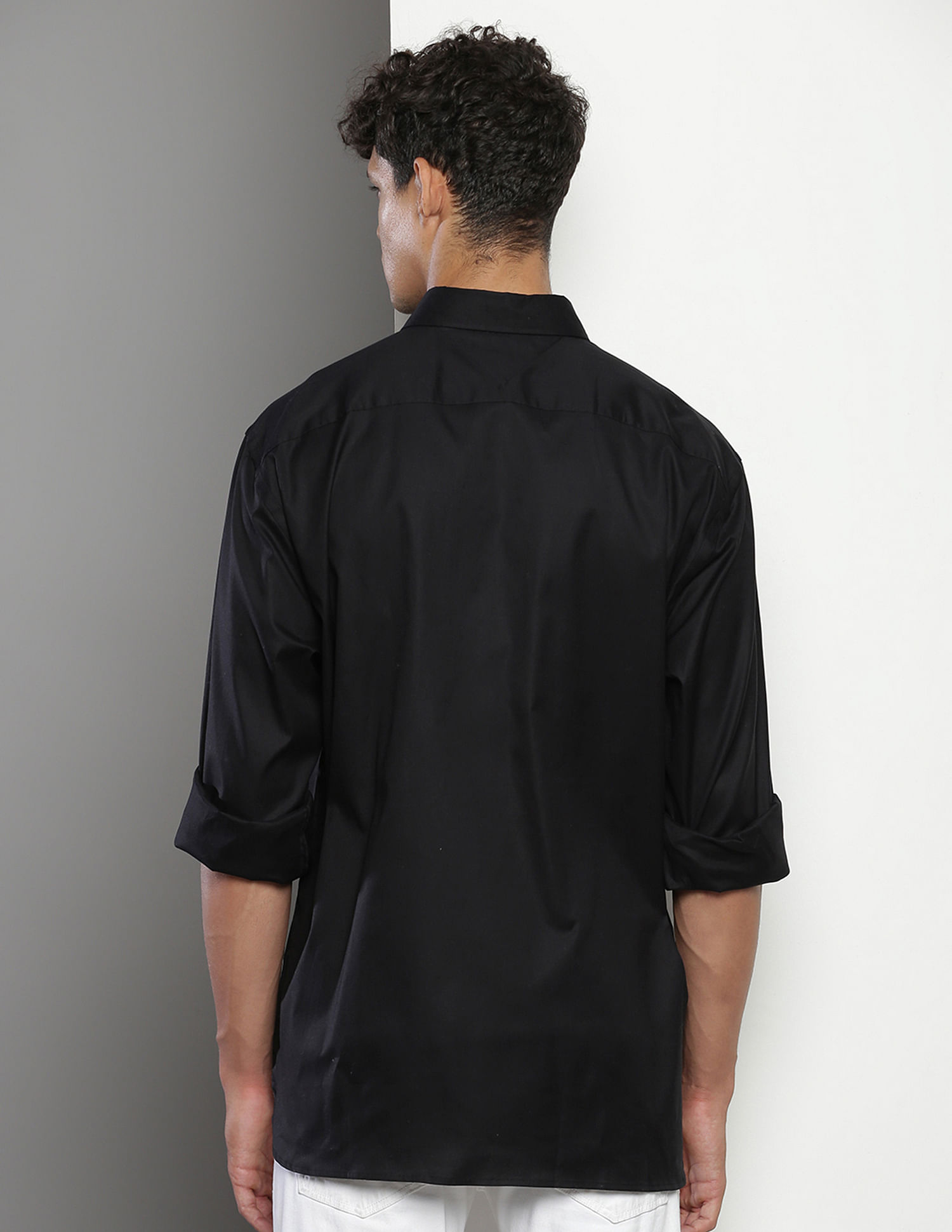 Tommy Hilfiger Button Down Collar Solid Shirt