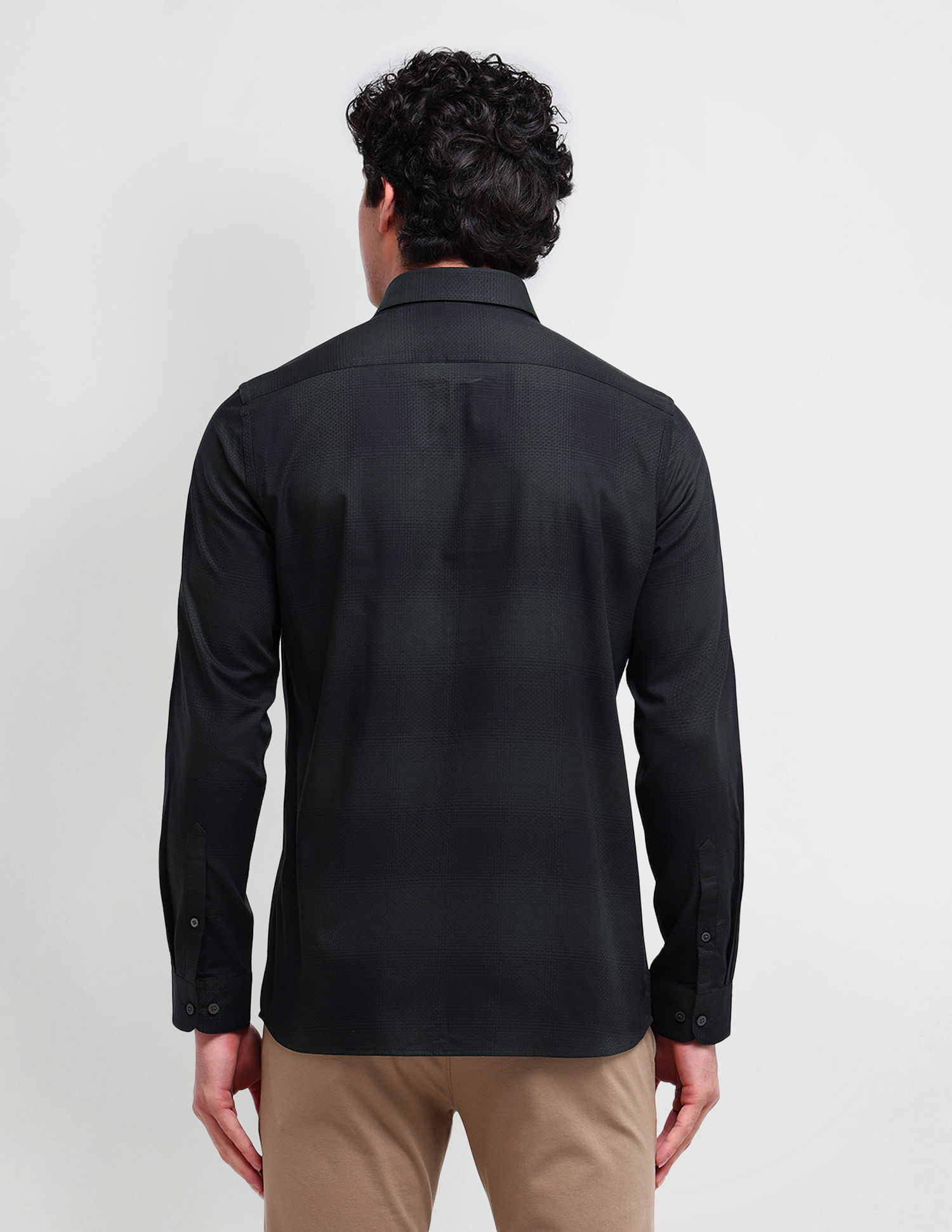 Arrow Newyork Manhattan Slim Fit Textured Shirt