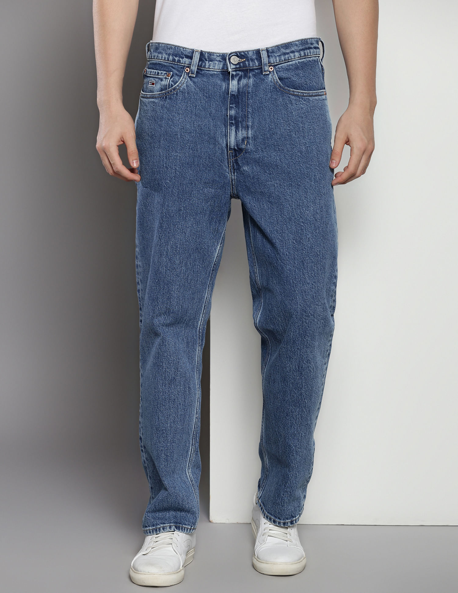 Tommy Hilfiger High Rise Rinsed Skater Loose Jeans