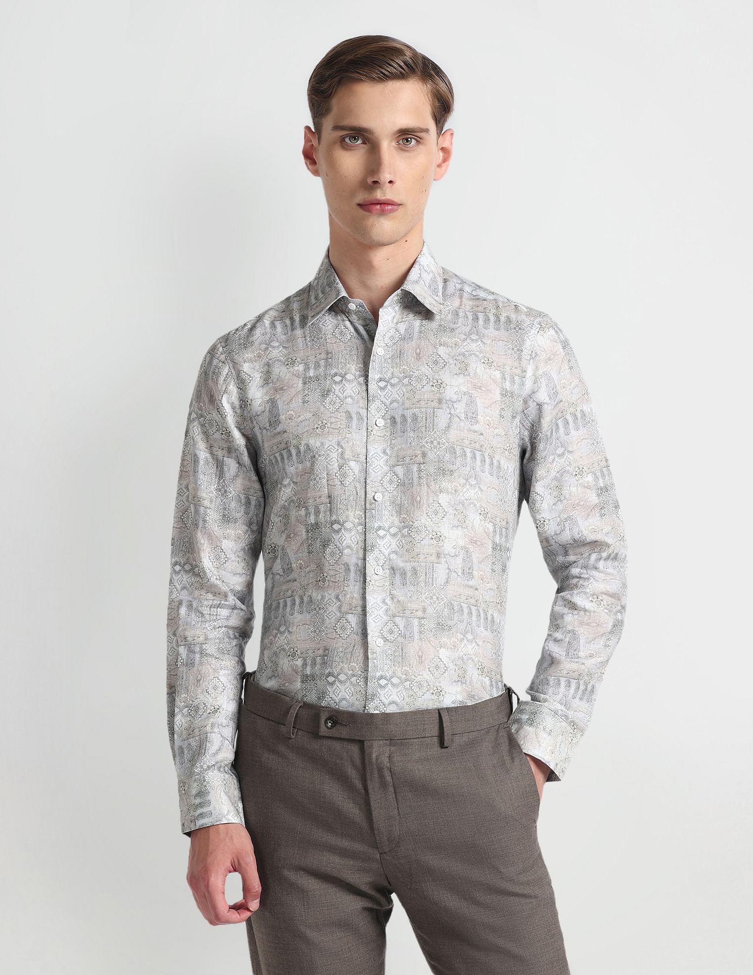 Arrow Motif Print Regular Fit Shirt
