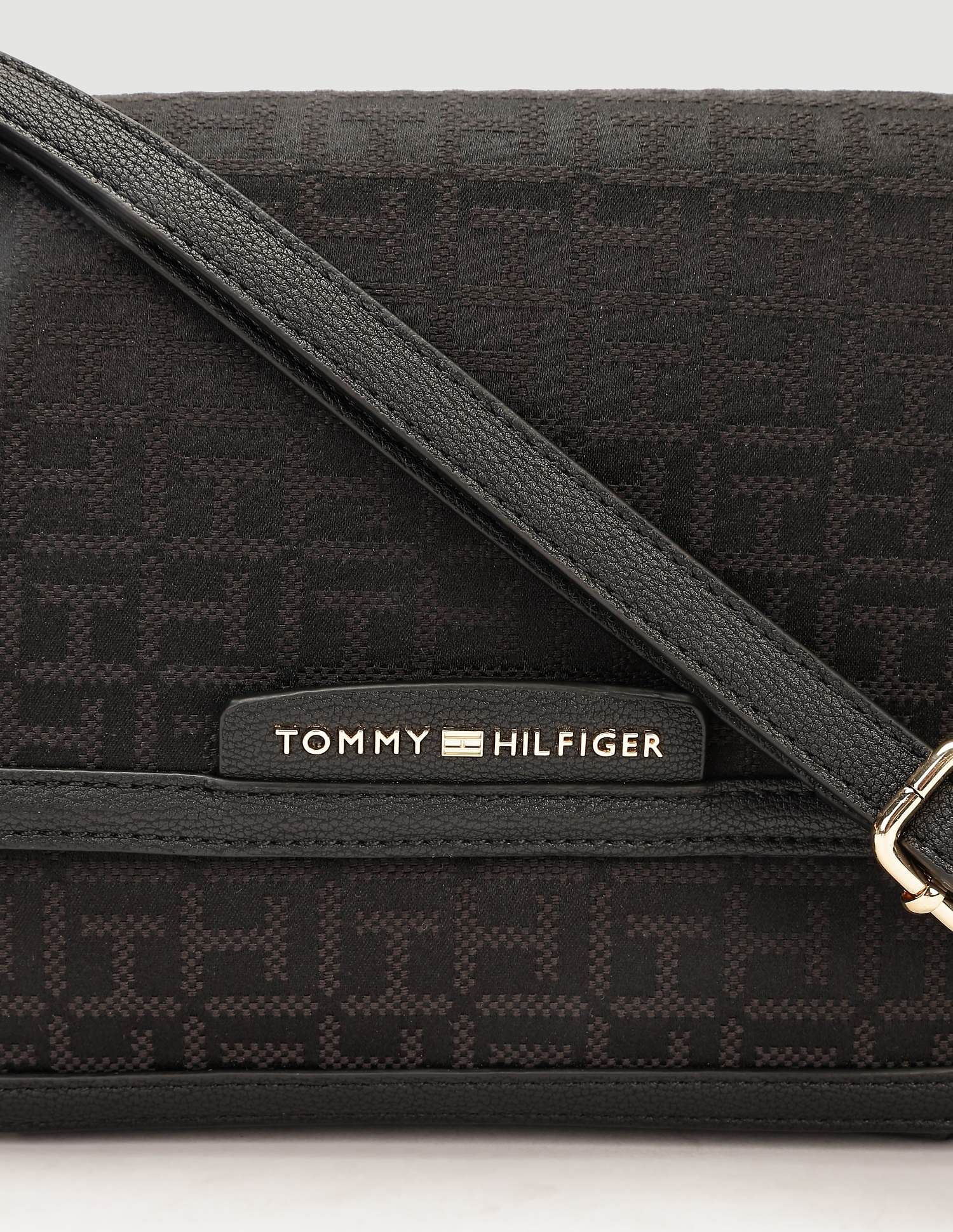 Tommy Hilfiger Printed Black Polyester Sling Bags