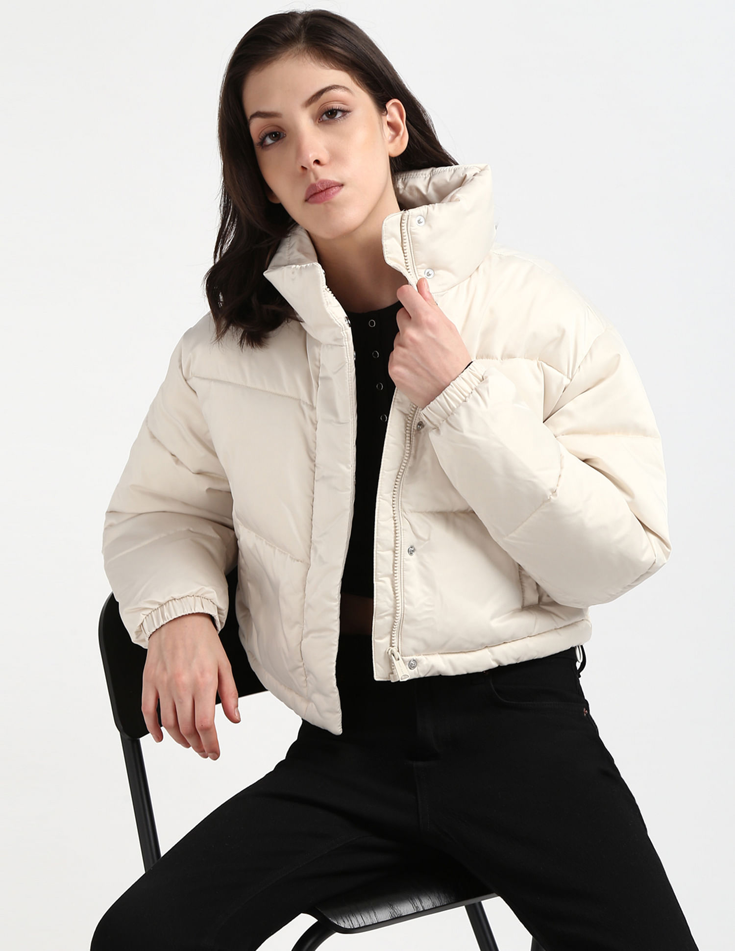 【 JEANS】 Cropped Satin Puffer Jacket Jumper Buy Tommy Hilfiger Cropped Satin Puffer Jacket - NNNOW.com