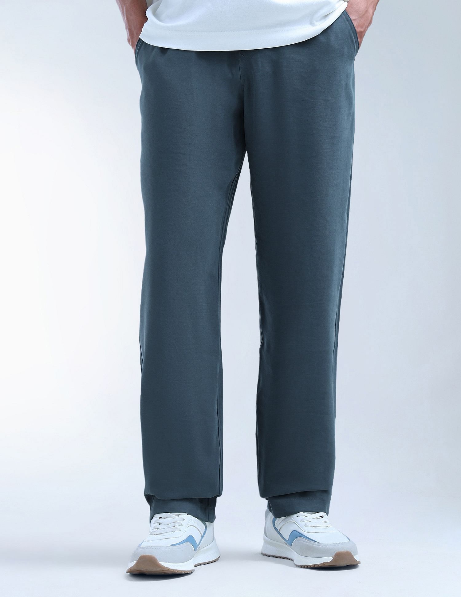 Flying Machine Solid Cobain Loose Fit Chinos