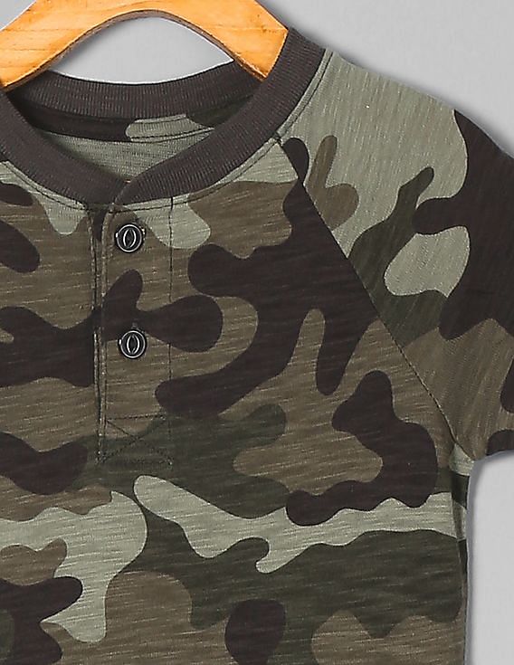 Gap sale camo shirt