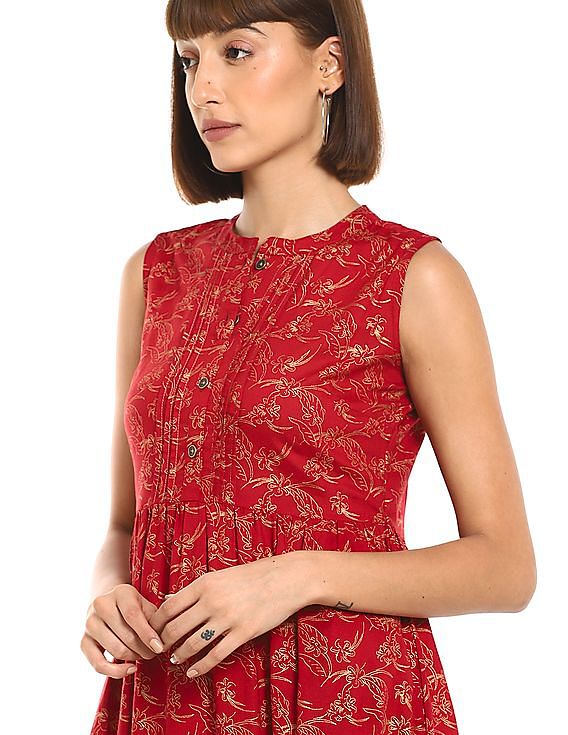 Size 8 Red Sleeveless Vneck fit and flare dress full India  Ubuy