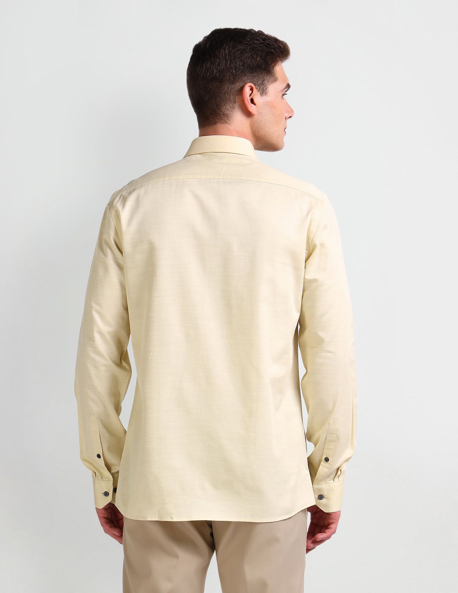 Arrow Manhattan Slim Fit Cotton Shirt
