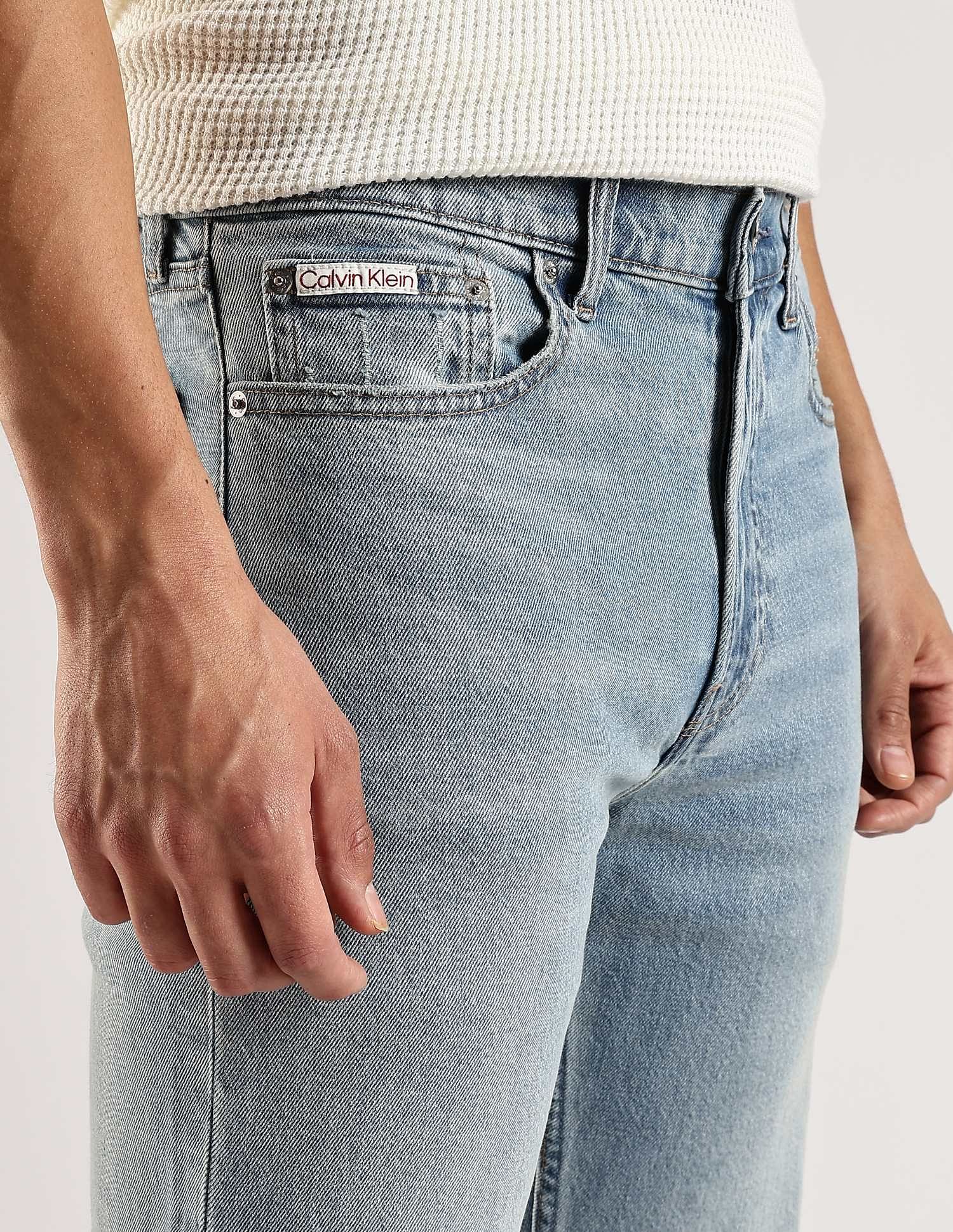 Calvin Klein Jeans Mid Wash Staright Fit Mid Rise Jeans