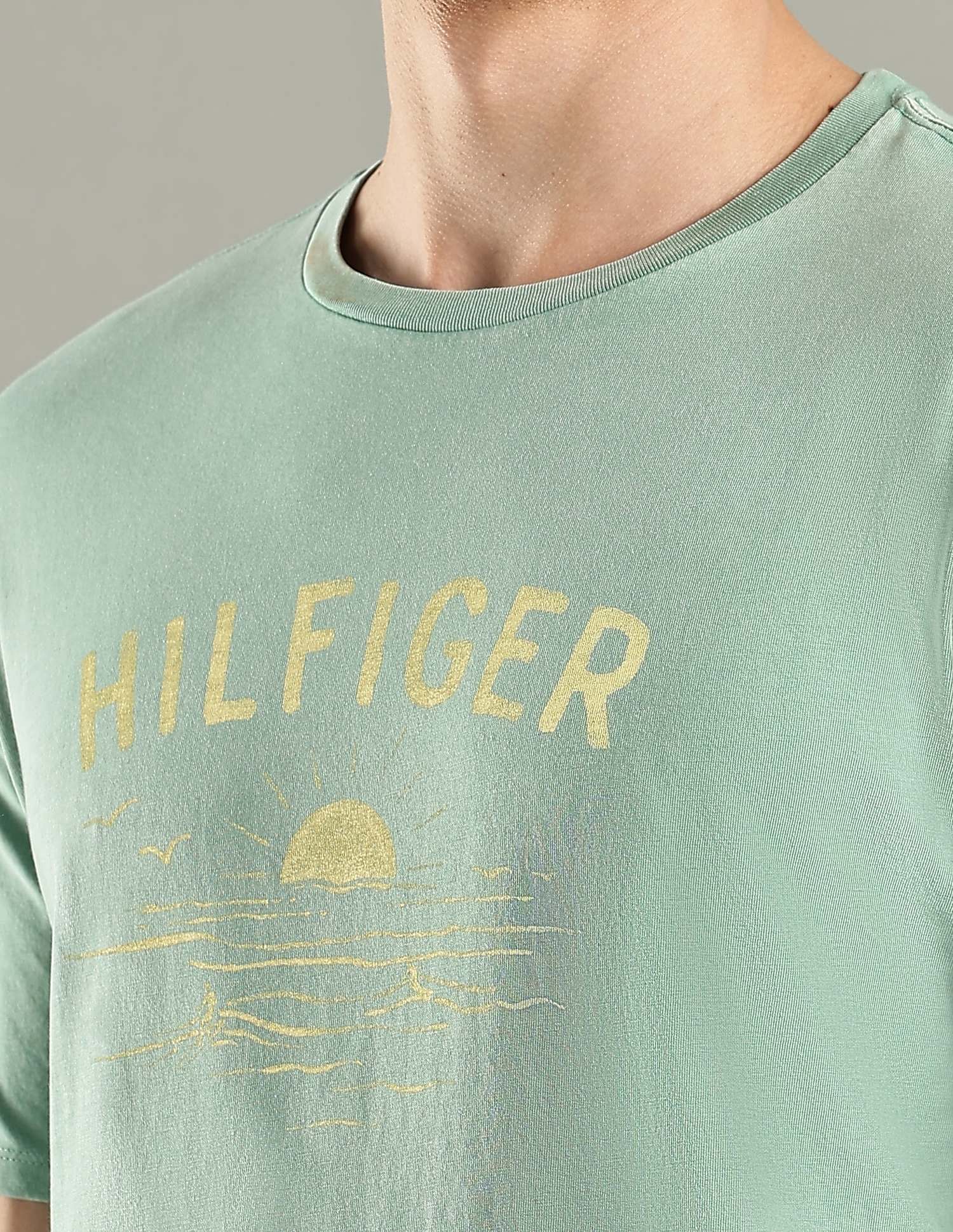 Tommy Hilfiger Logo Regular-Fit Cotton T-Shirt
