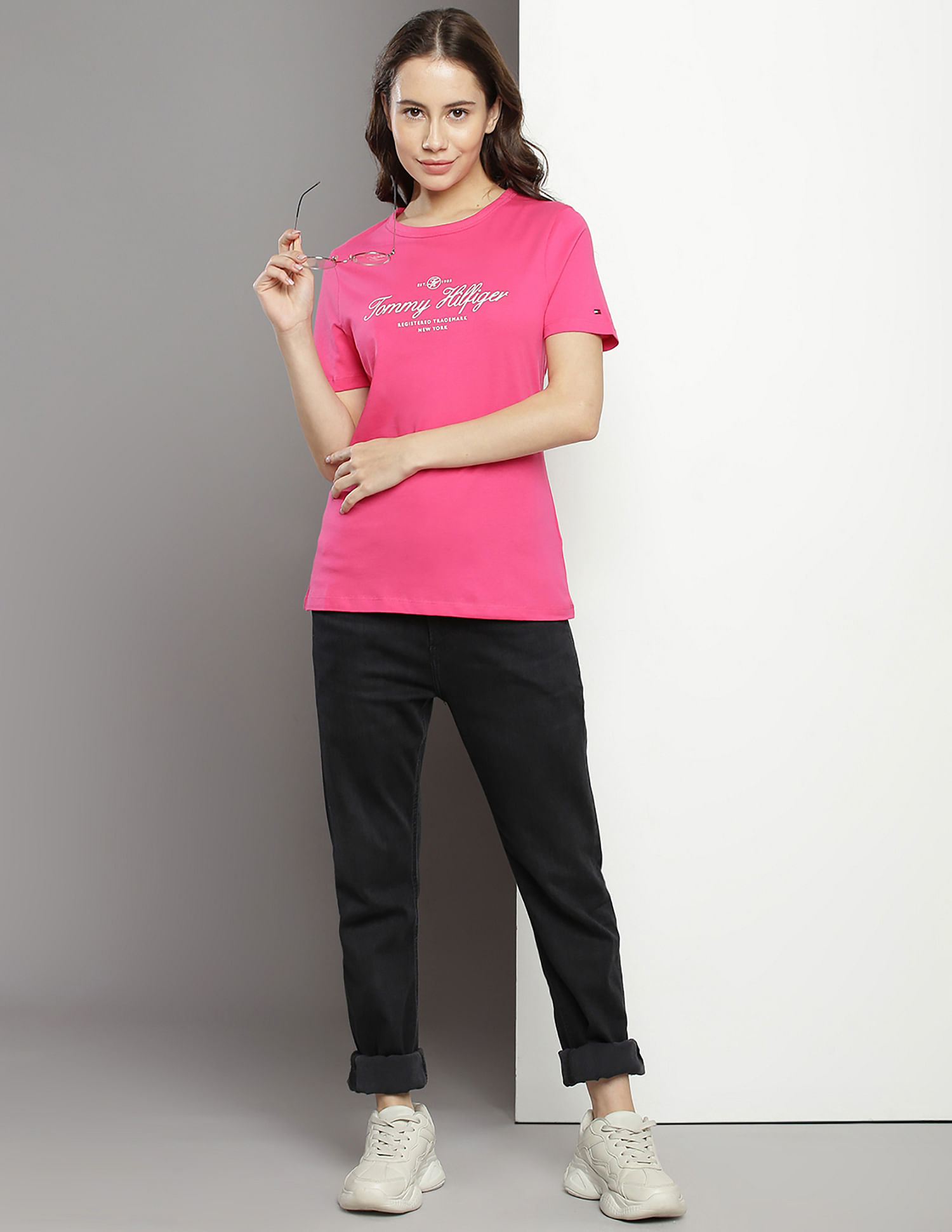 Tommy Hilfiger Brand Print Slim T-Shirt