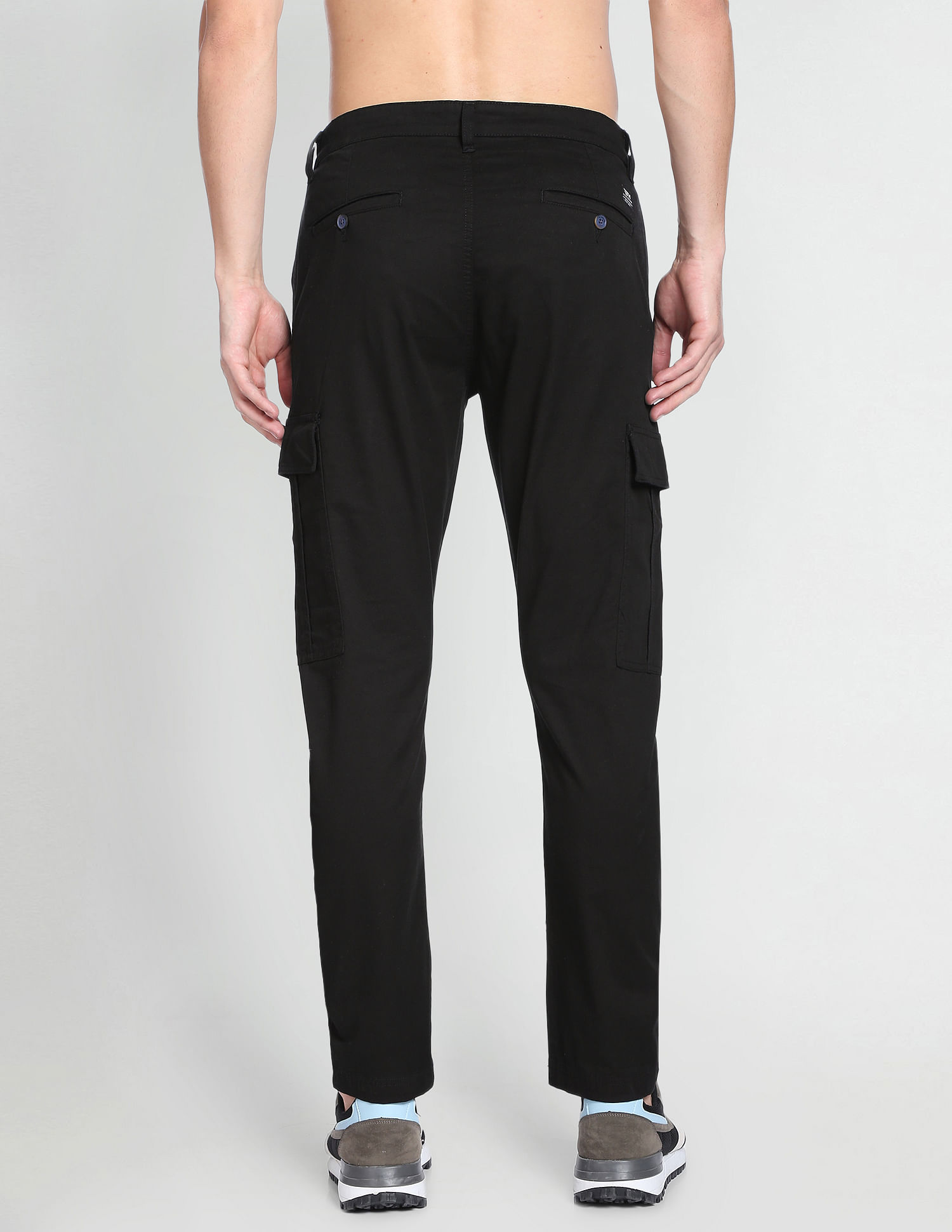 Skinny Fit Cargo trousers - Black - Men | H&M IN