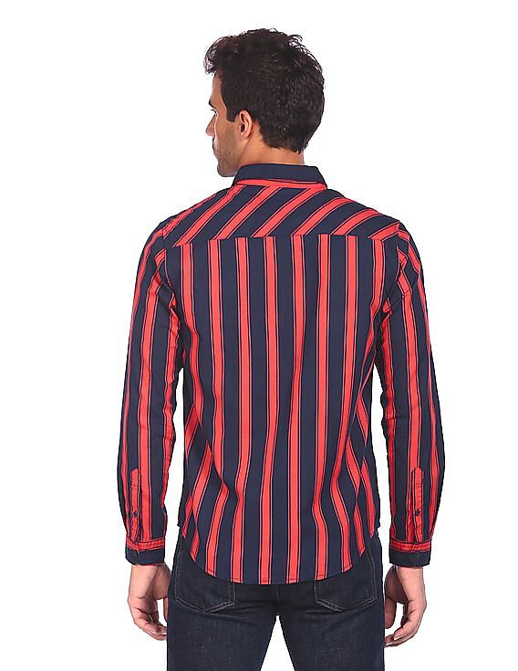 Aeropostale Men Dark Blue And Coral Spread Collar Striped Casual Shirt