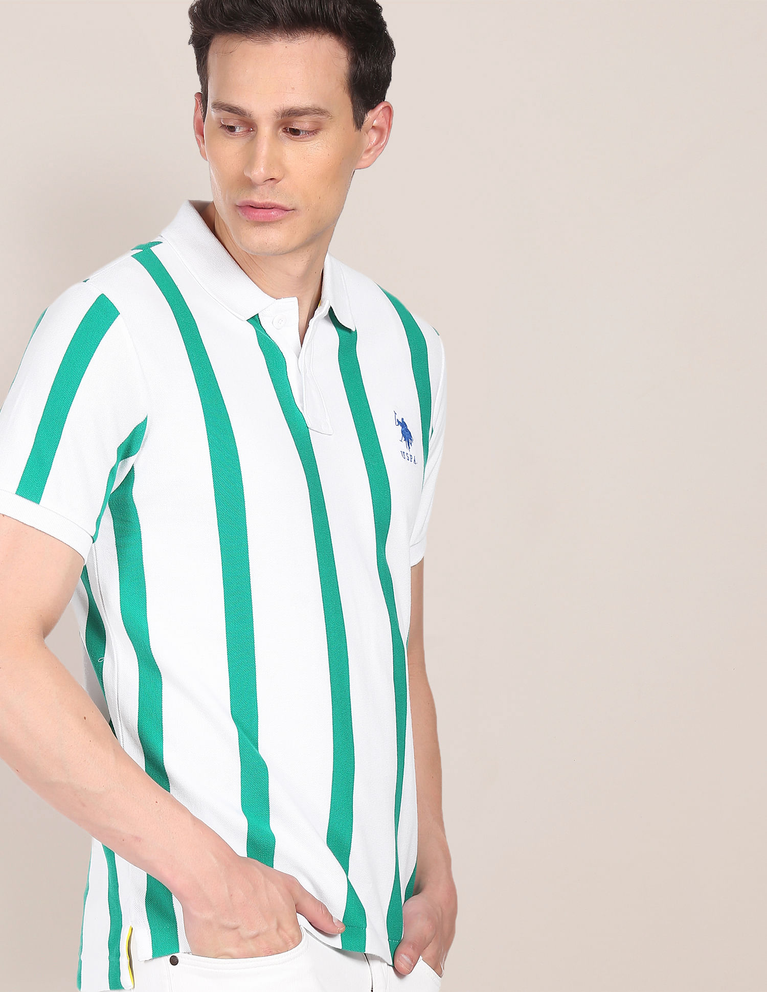 Green and white on sale vertical striped polo shirt