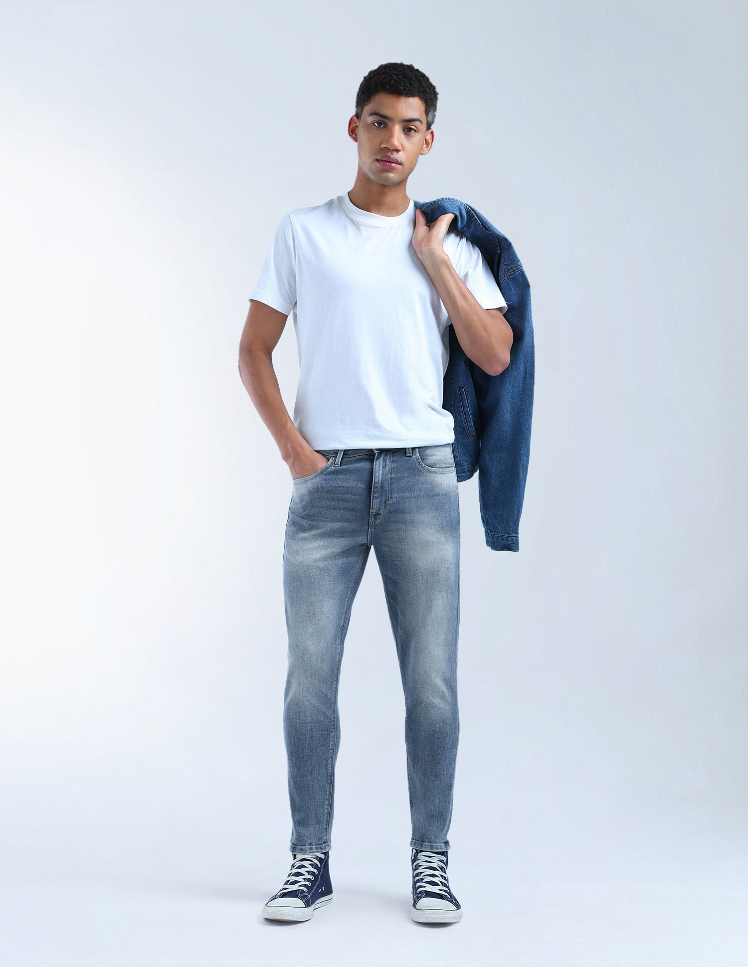 Flying Machine Mankle Relaxed Tapered Fit Style Denim Jeans
